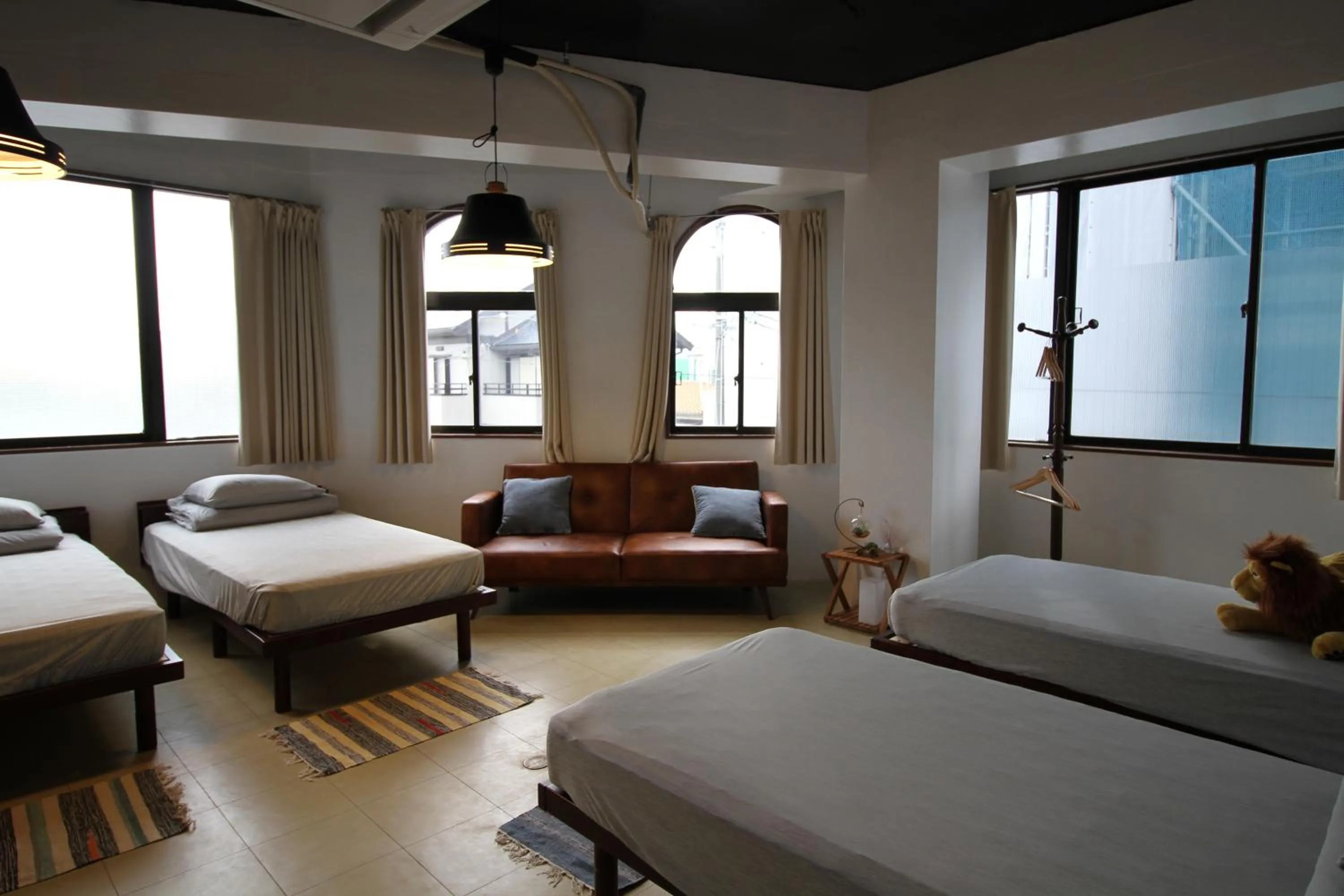 Photo of the whole room in Universal point House rico and