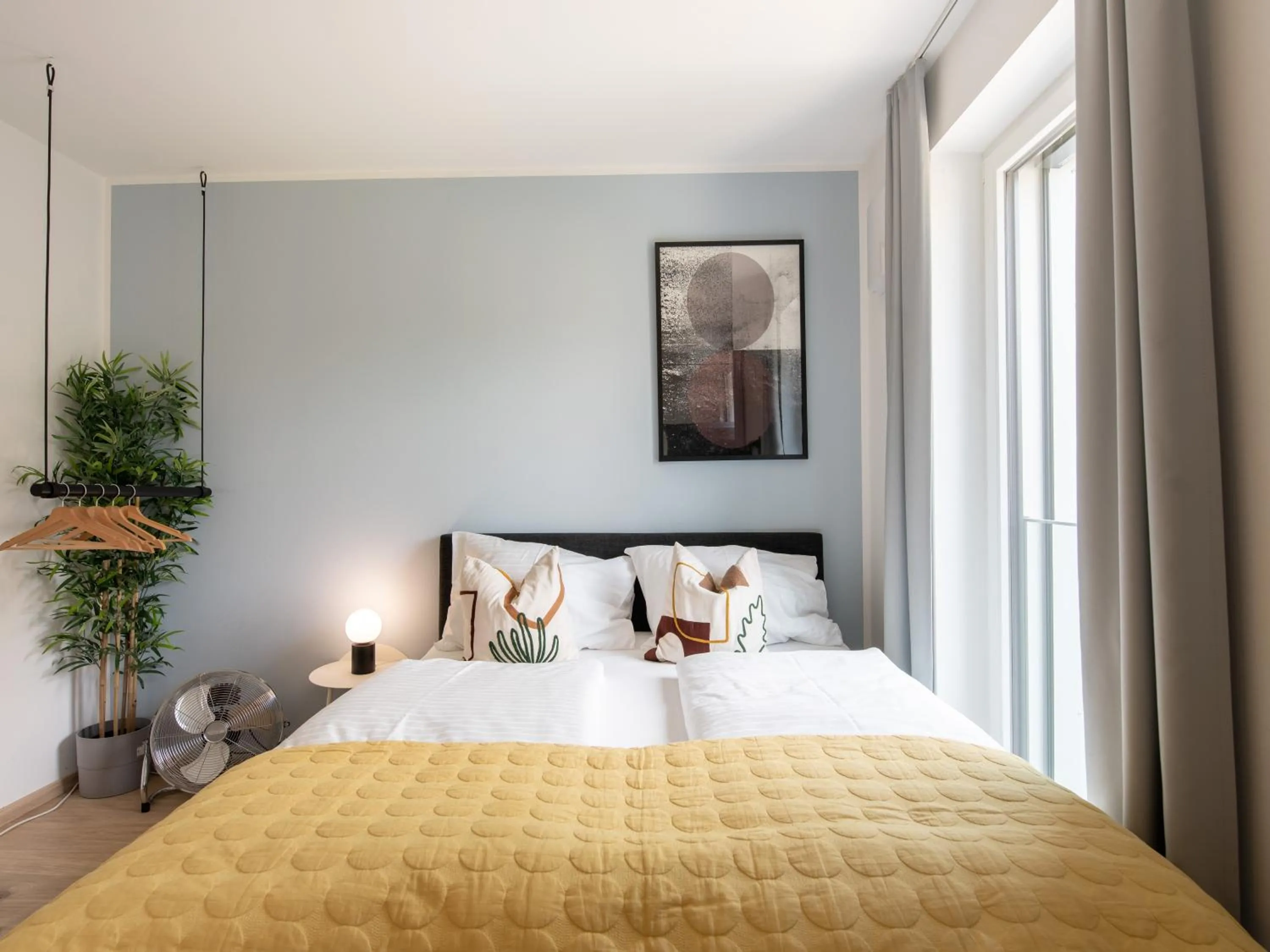 Bed in Limehome Linz Hopfengasse