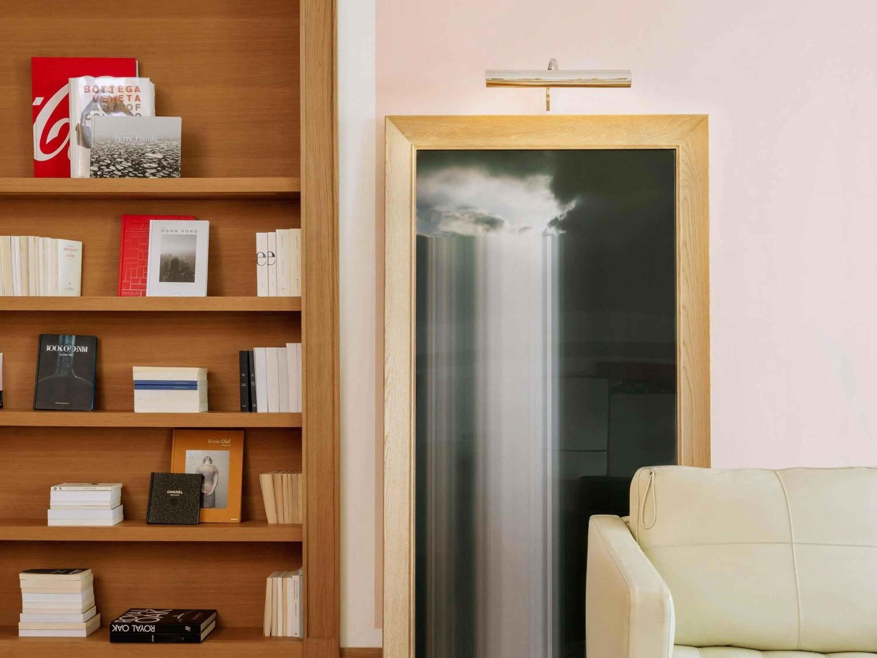 Bedroom in Hôtel Le Royal Monceau Raffles Paris