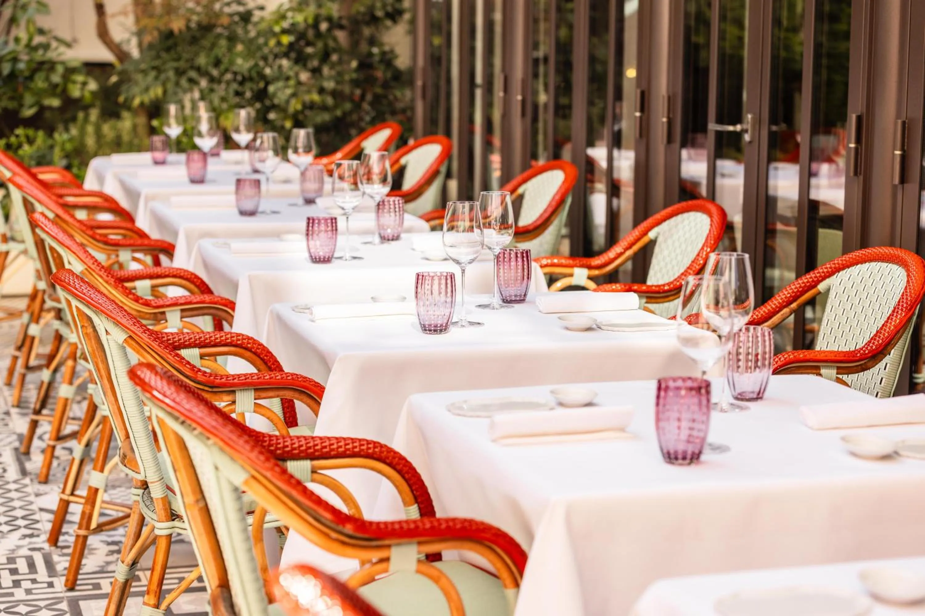 Restaurant/places to eat in Hôtel Le Royal Monceau Raffles Paris