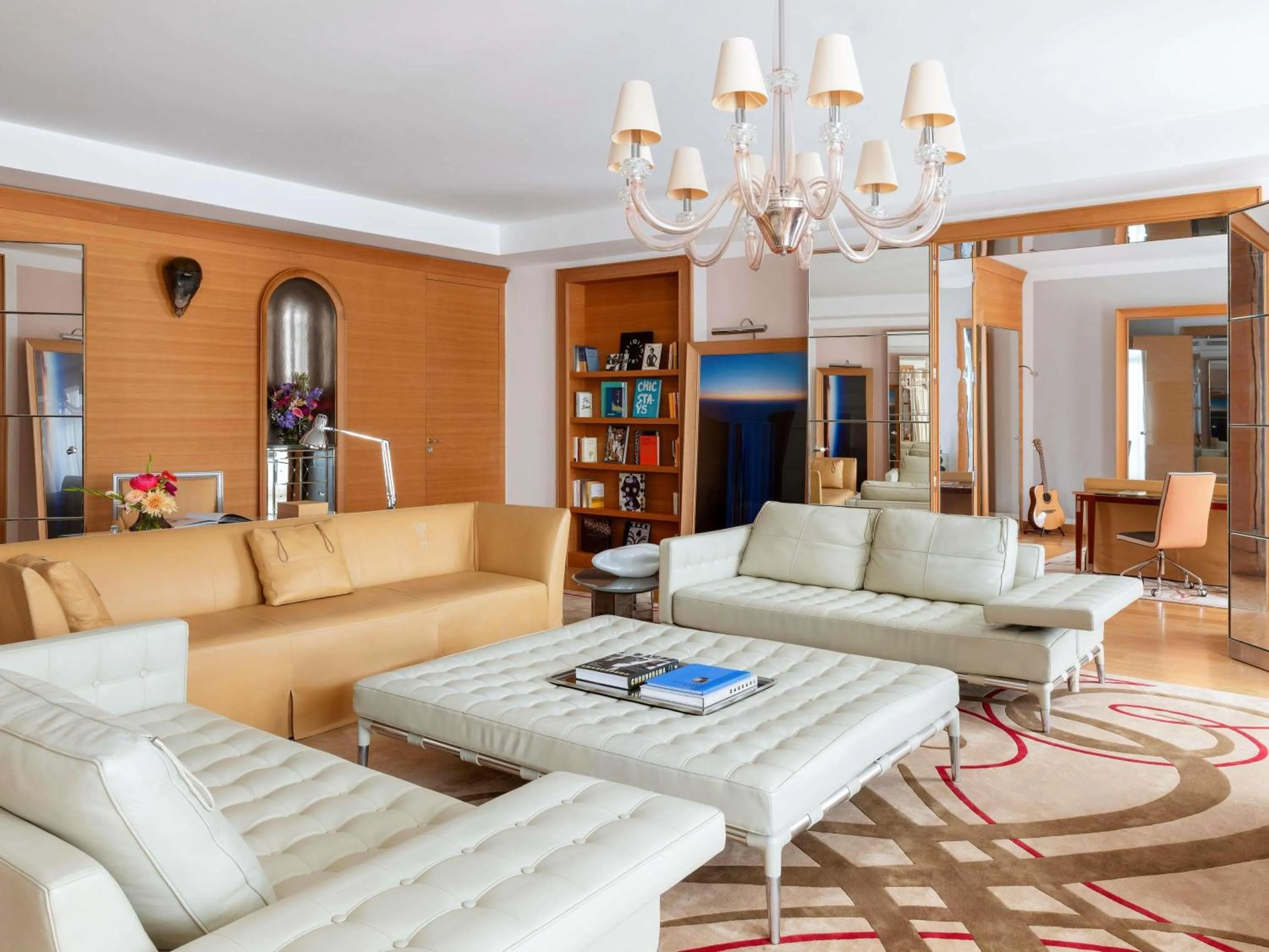 Katara Presidential Suite in Hôtel Le Royal Monceau Raffles Paris