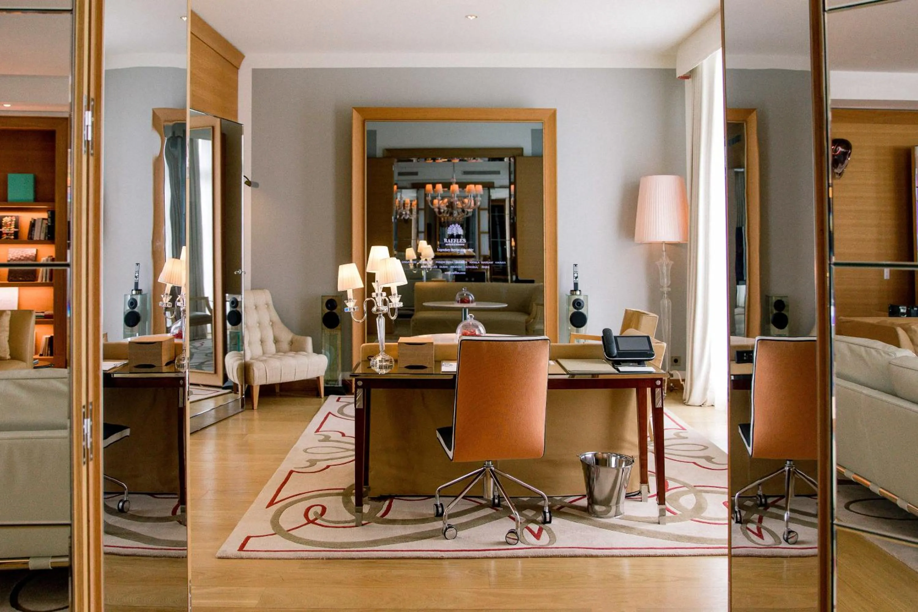 Seating area in Hôtel Le Royal Monceau Raffles Paris