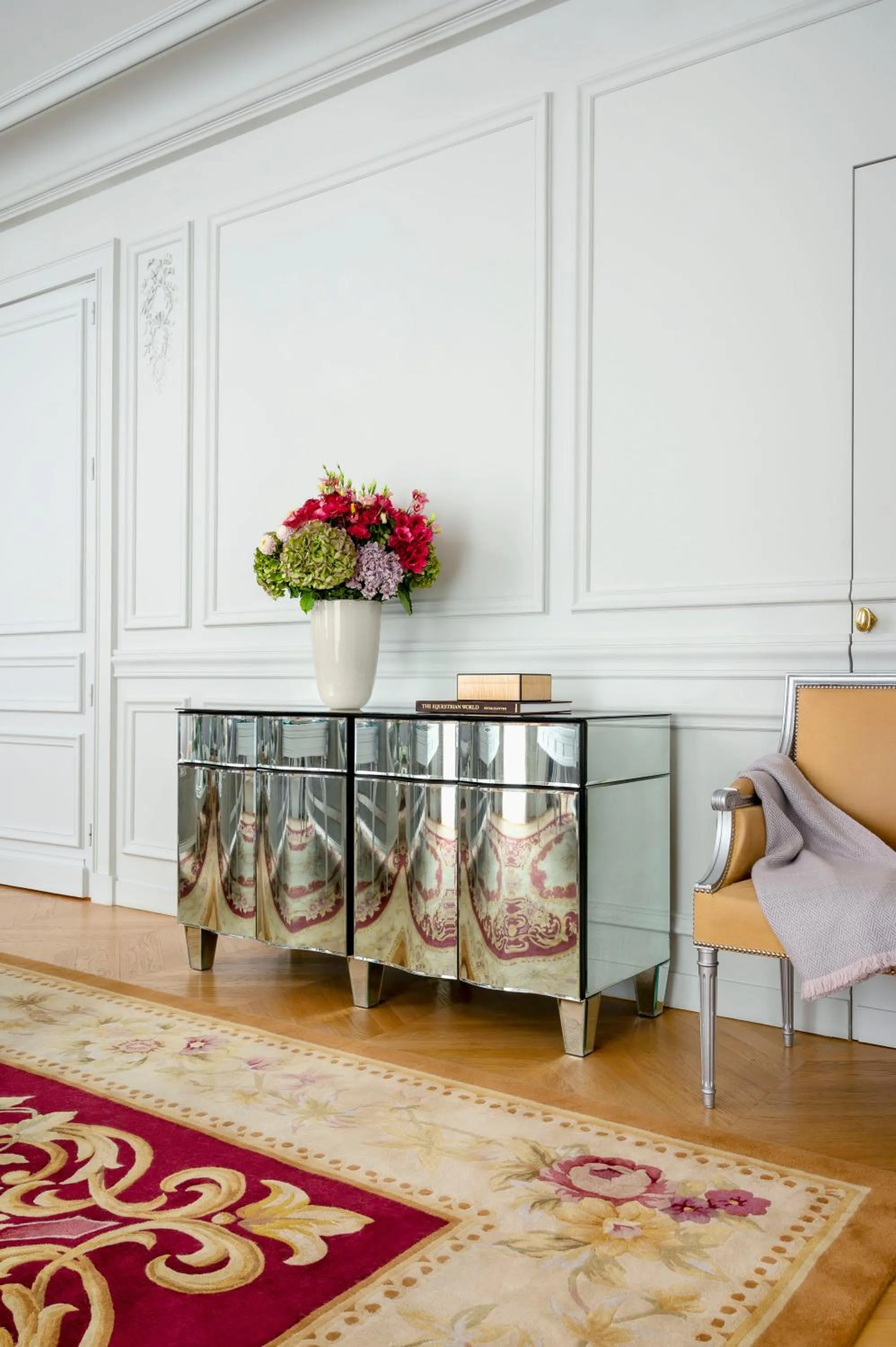 Decorative detail in Hôtel Le Royal Monceau Raffles Paris