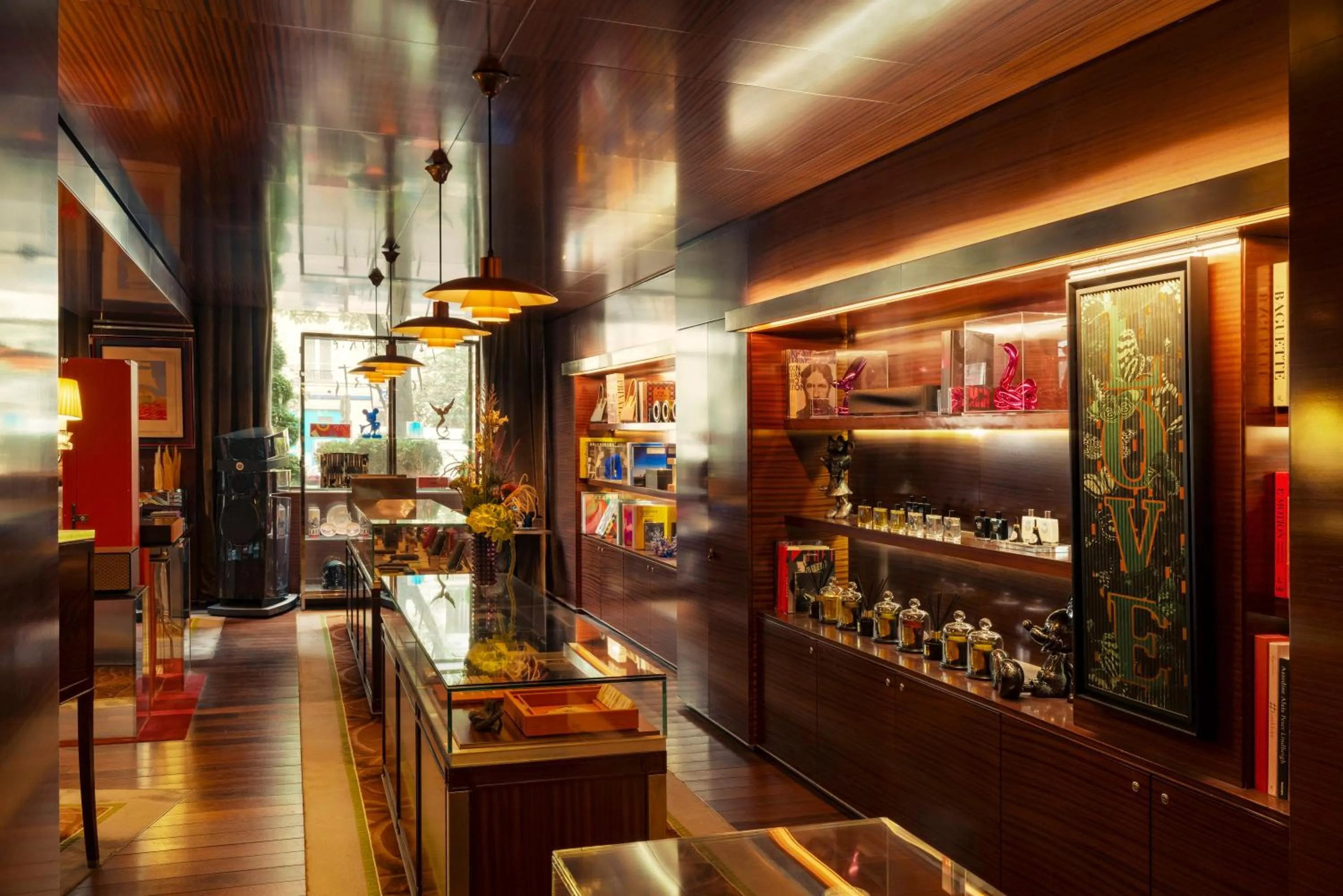 Area and facilities in Hôtel Le Royal Monceau Raffles Paris