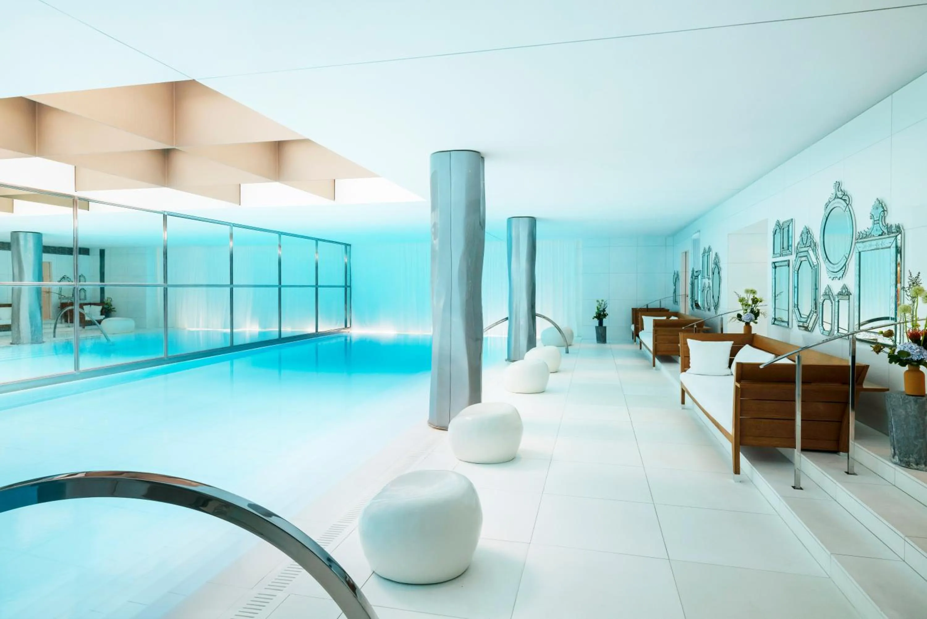Spa and wellness centre/facilities in Hôtel Le Royal Monceau Raffles Paris