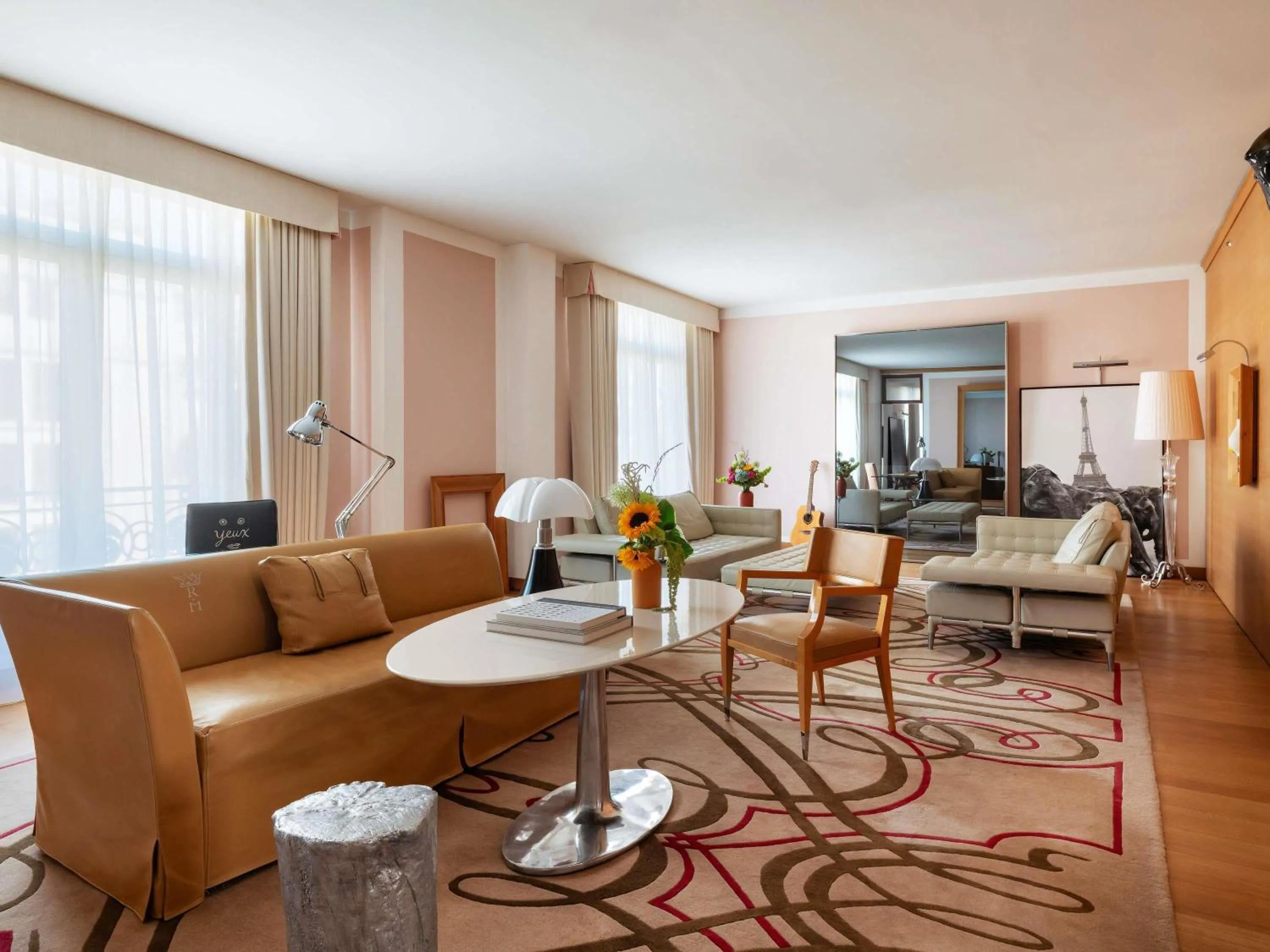 Prestige Suite in Hôtel Le Royal Monceau Raffles Paris