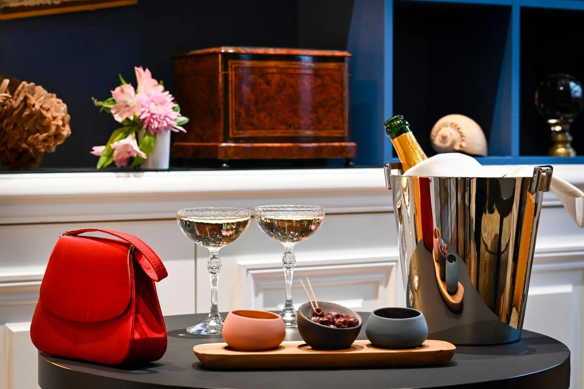 Drinks in Hotel Cambon