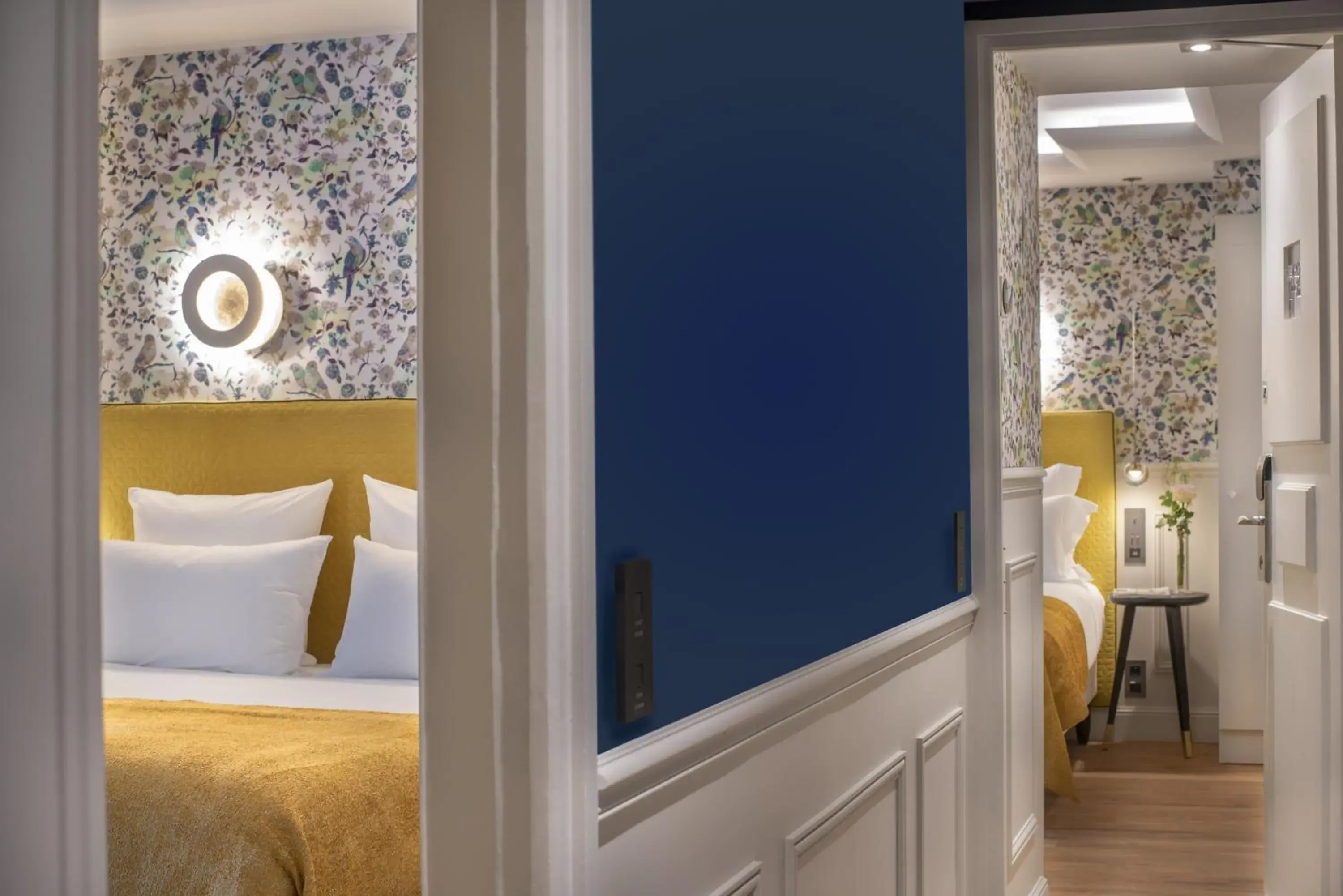 Two Connecting Double Rooms in Hotel Cambon Two Connecting Double Rooms in Hotel Cambon