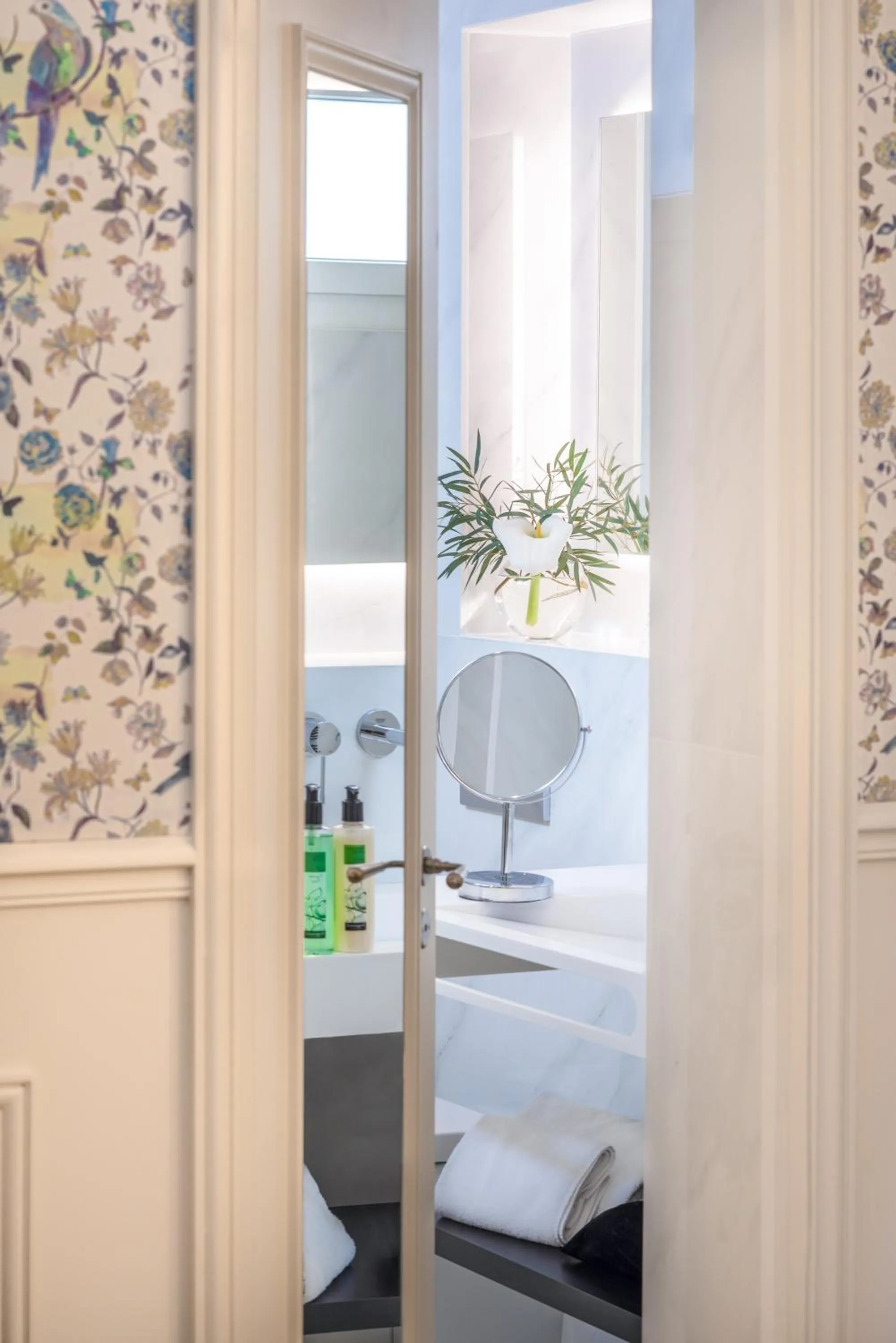 Bathroom in Hotel Cambon