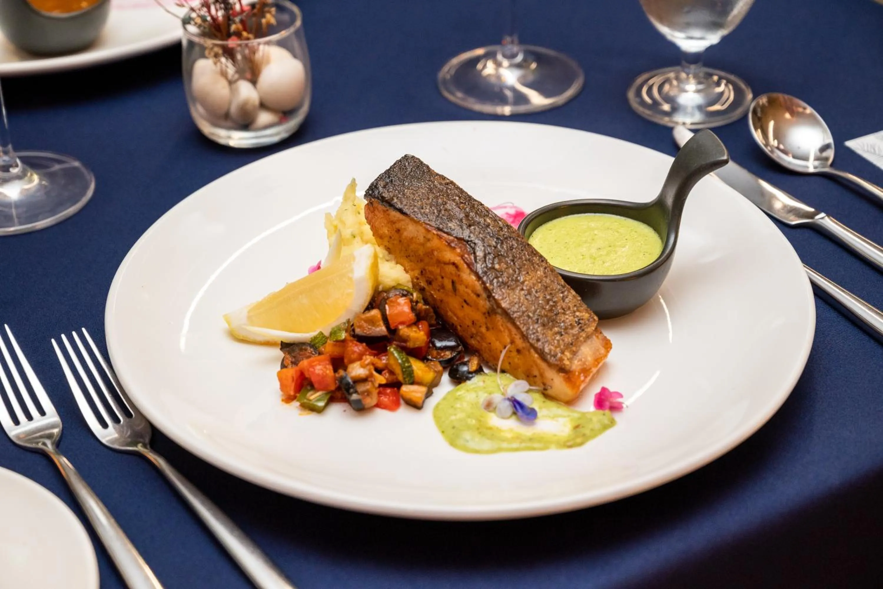 Food and drinks in BlueSotel SMART Krabi Aonang Beach - Adults only