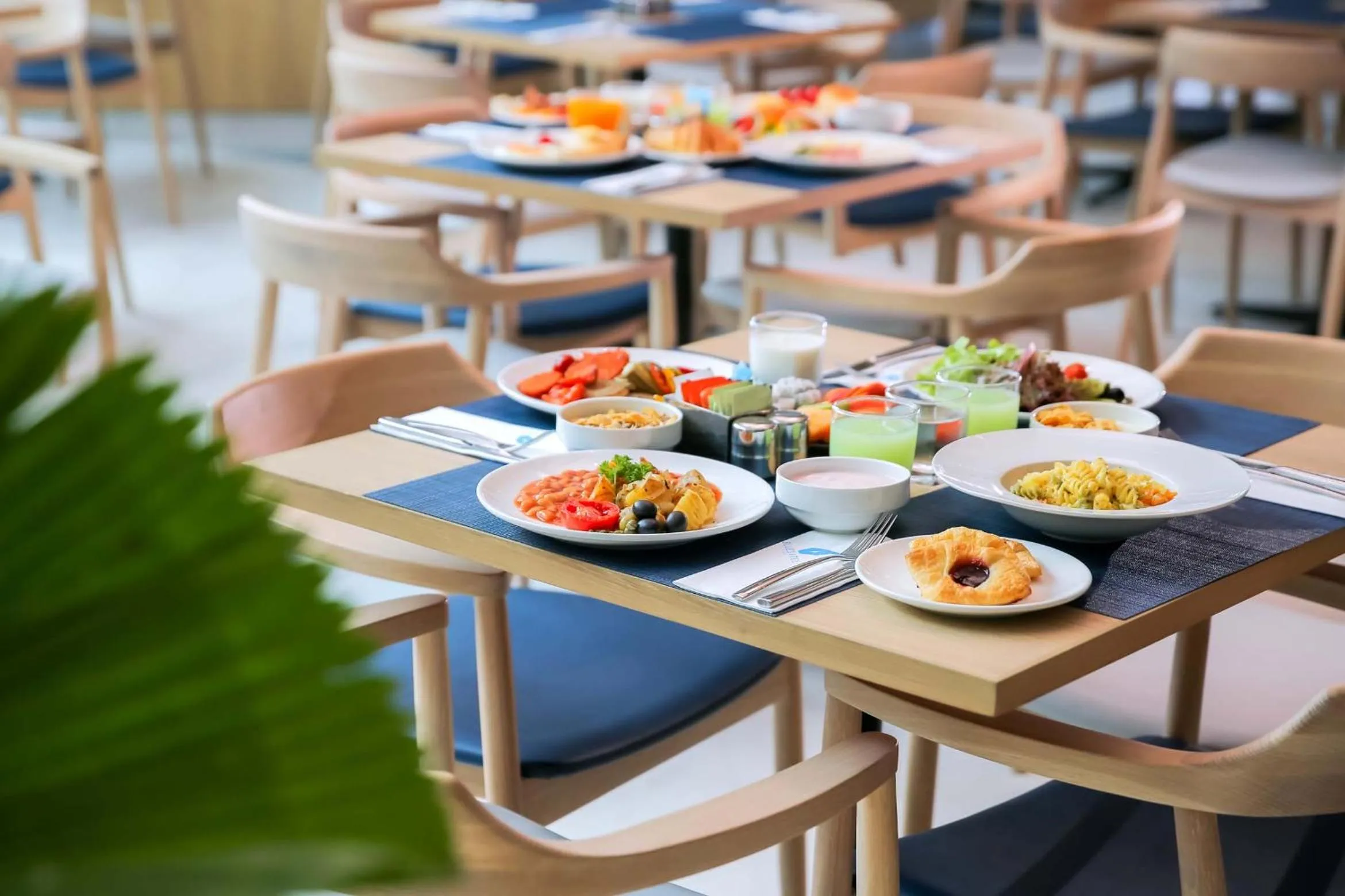 Food and drinks in BlueSotel SMART Krabi Aonang Beach - Adults only