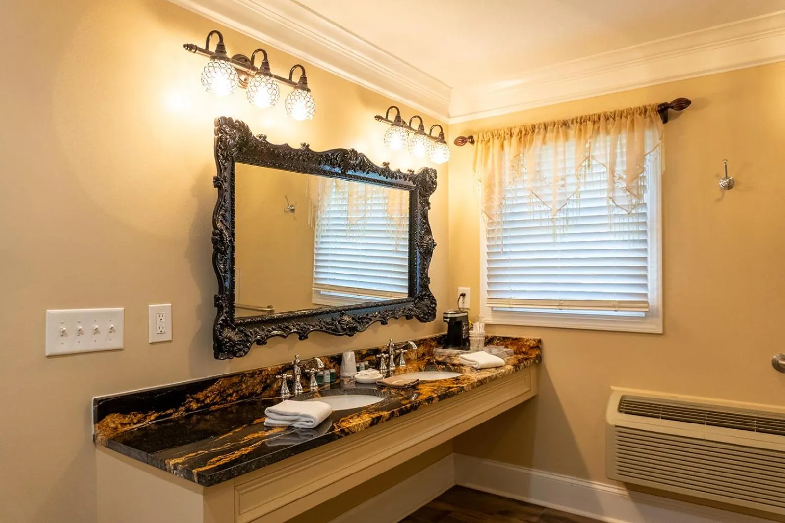 Belle Air Mansion and Inn