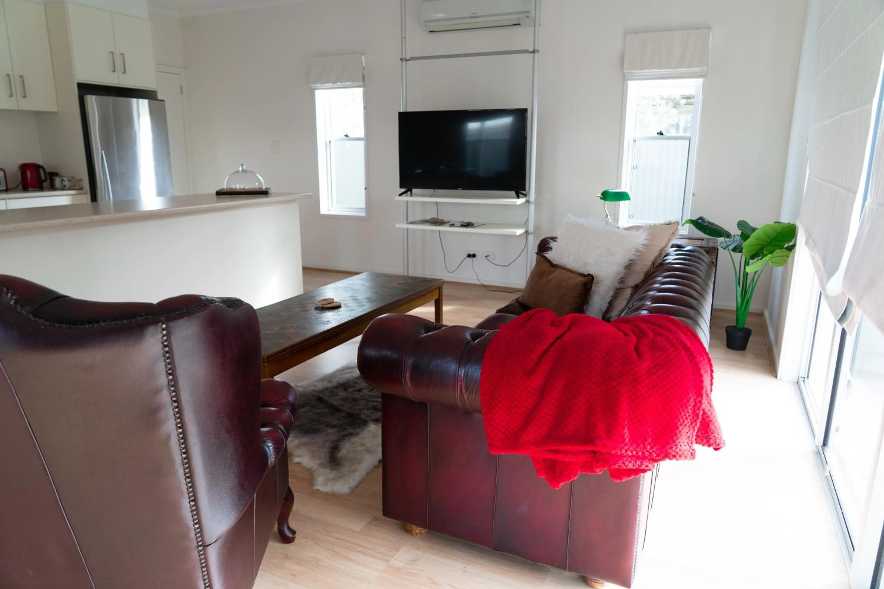 Communal lounge/ TV room in Gawler Townhouse U1 1 Bedroom
