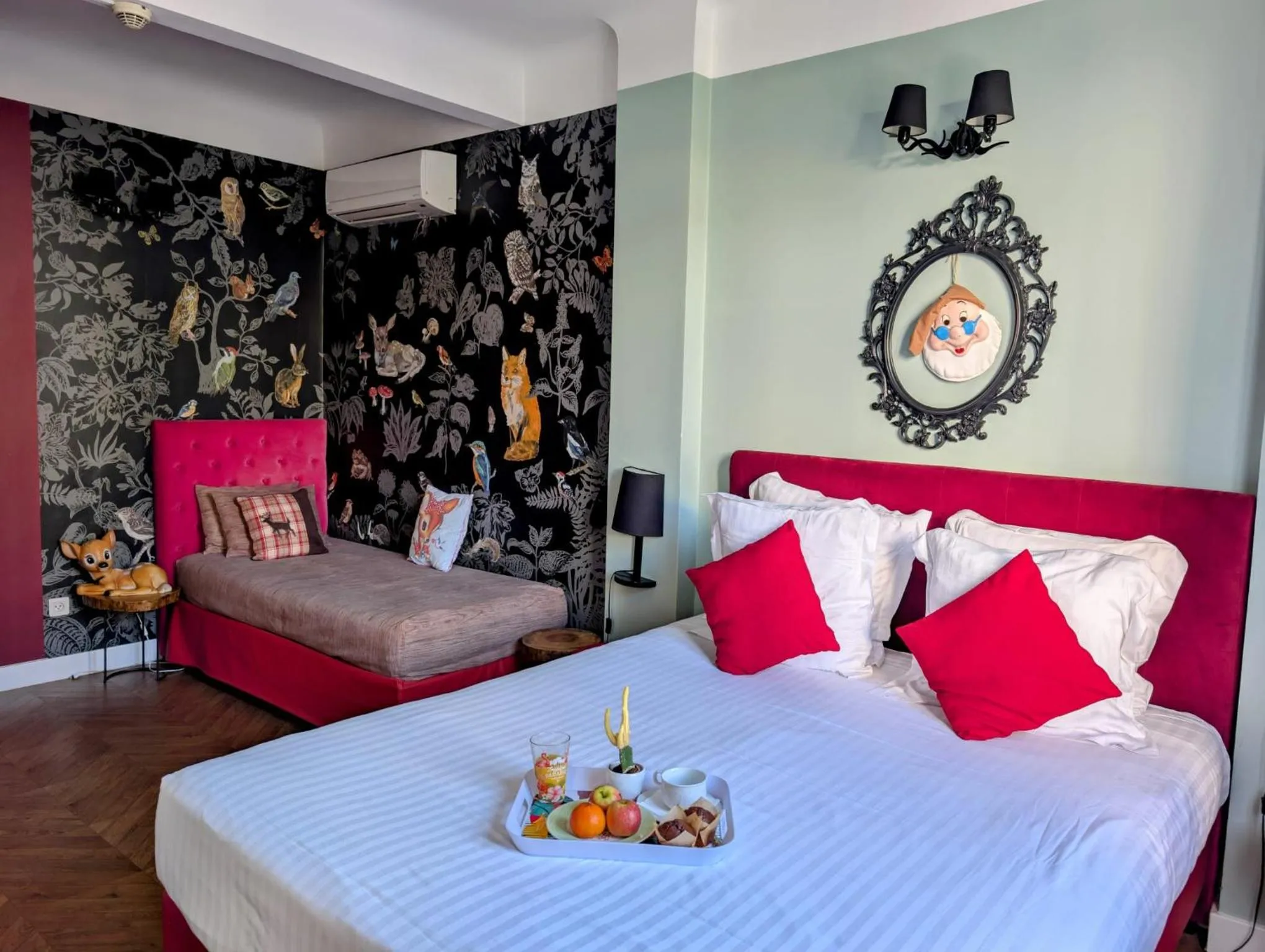 Photo of the whole room, Bed in Hôtel Mademoiselle