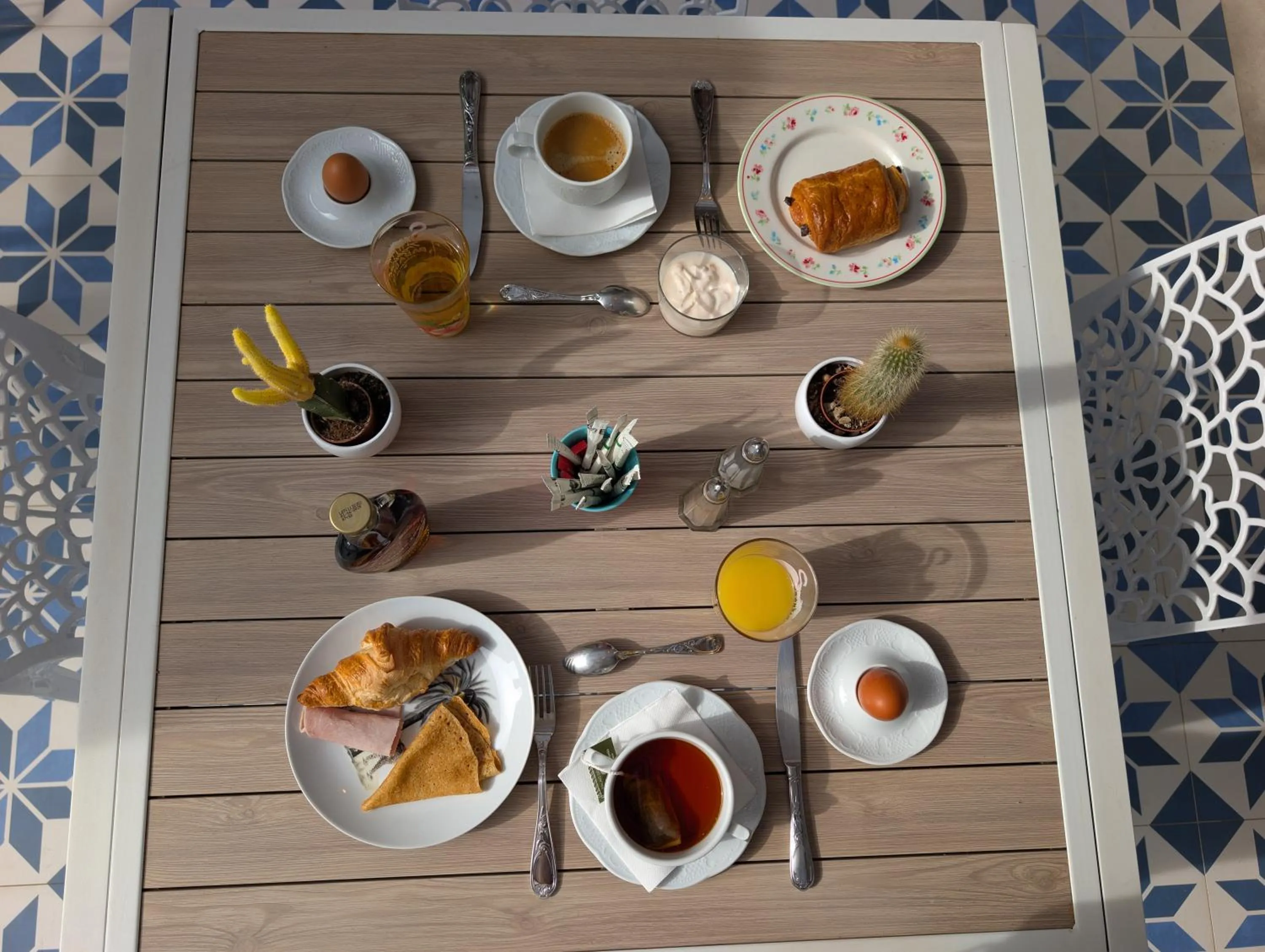 Breakfast in Hôtel Mademoiselle