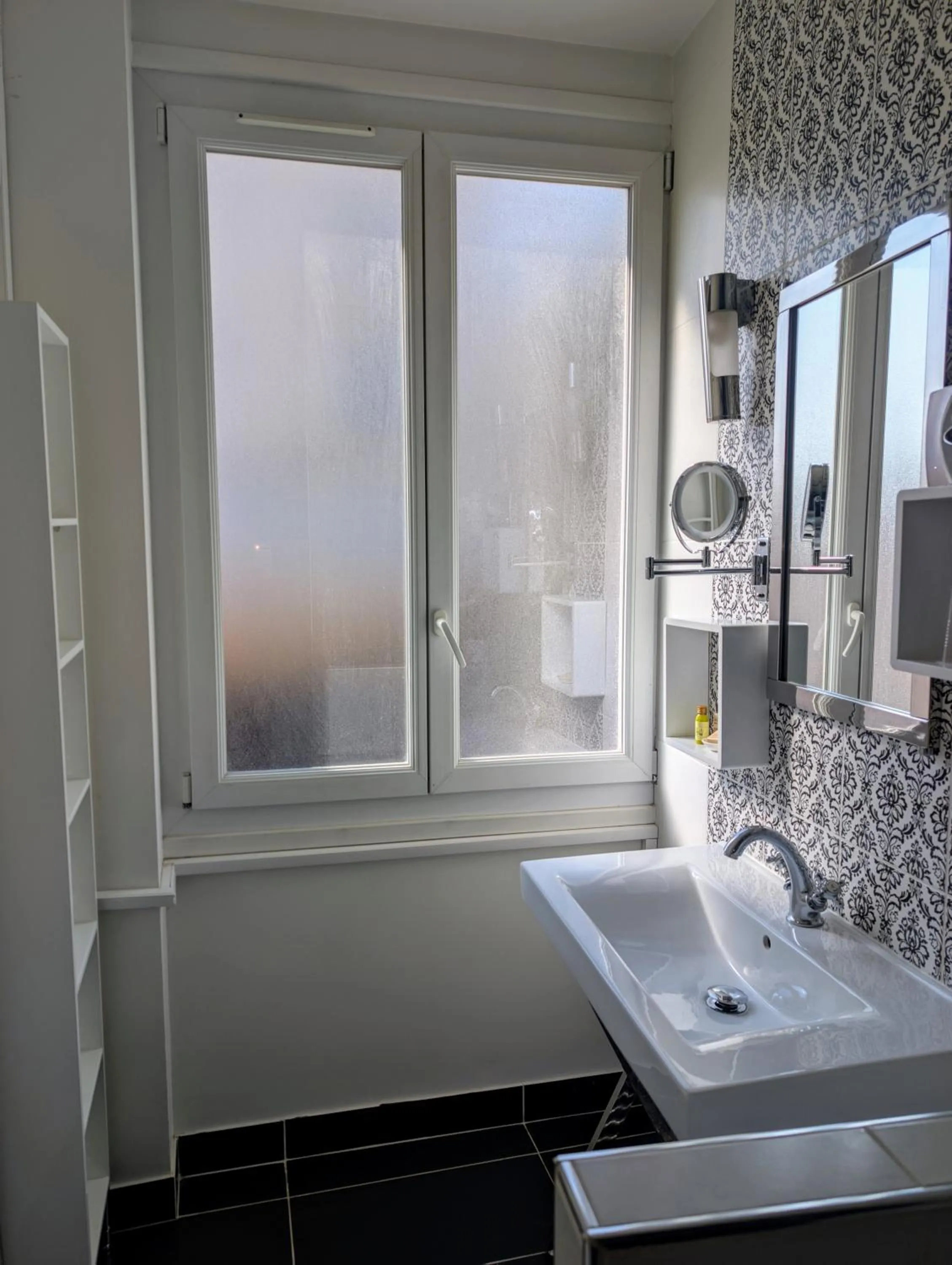 Bathroom in Hôtel Mademoiselle