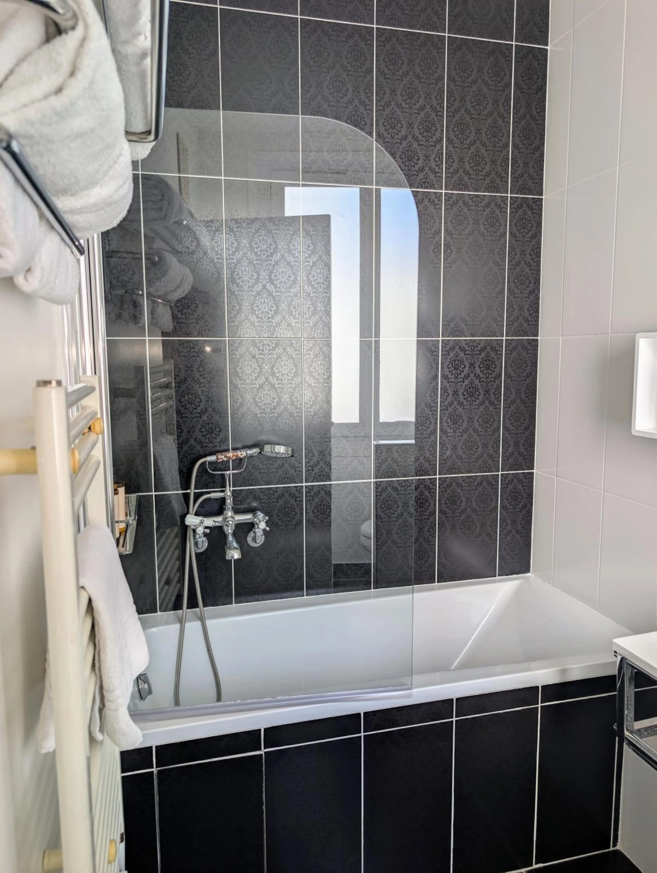 Bathroom in Hôtel Mademoiselle