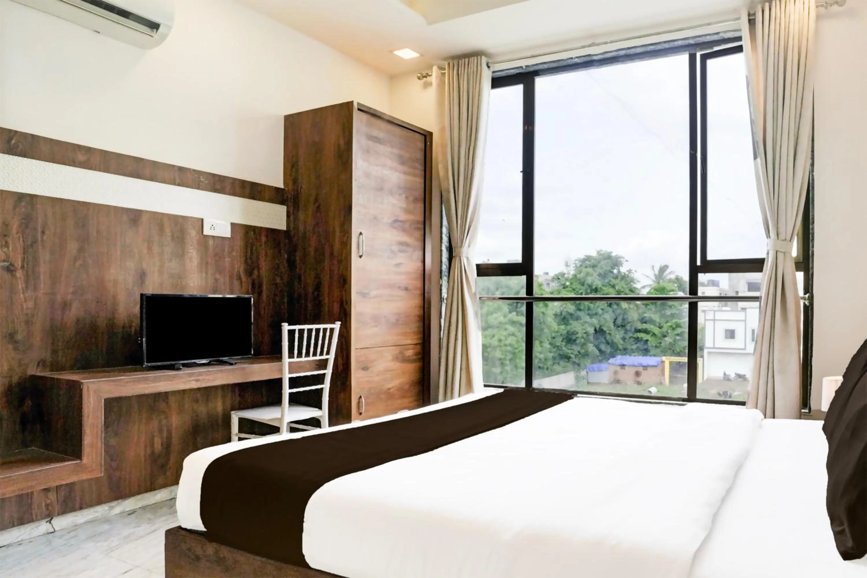 Bedroom, Bed in Collection O Shirdi