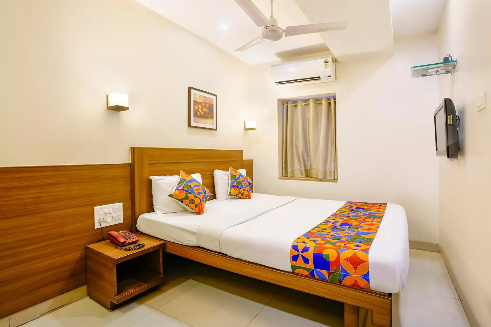 Deluxe Room - single occupancy in FabHotel Rahat Deluxe Room - single occupancy in FabHotel Rahat