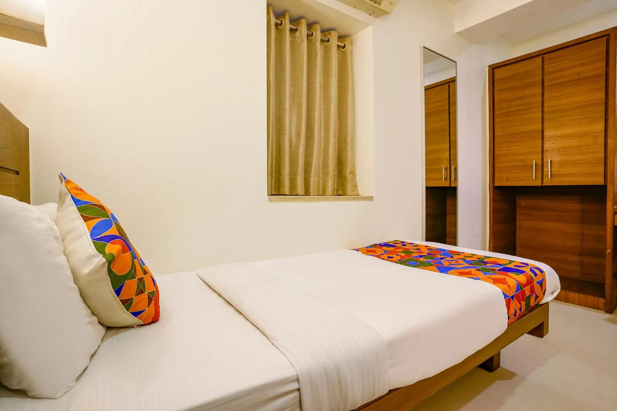 Bed in FabHotel Rahat