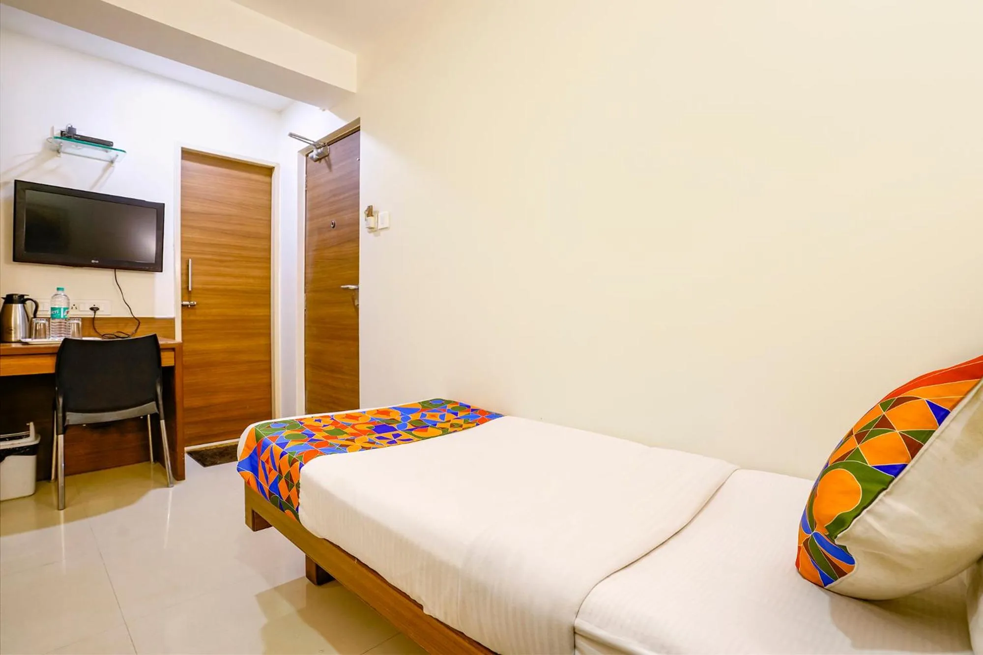 Bed in FabHotel Rahat