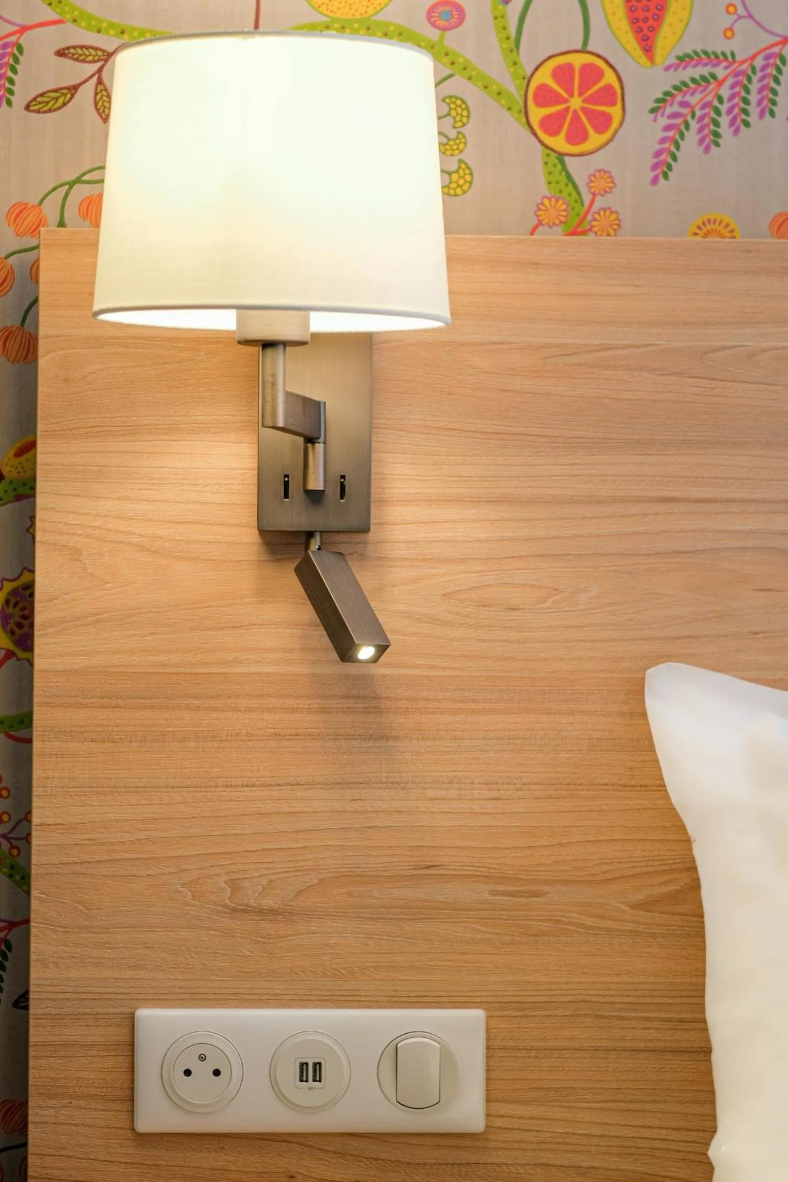 Decorative detail in Hôtel de France, un hôtel AMMI