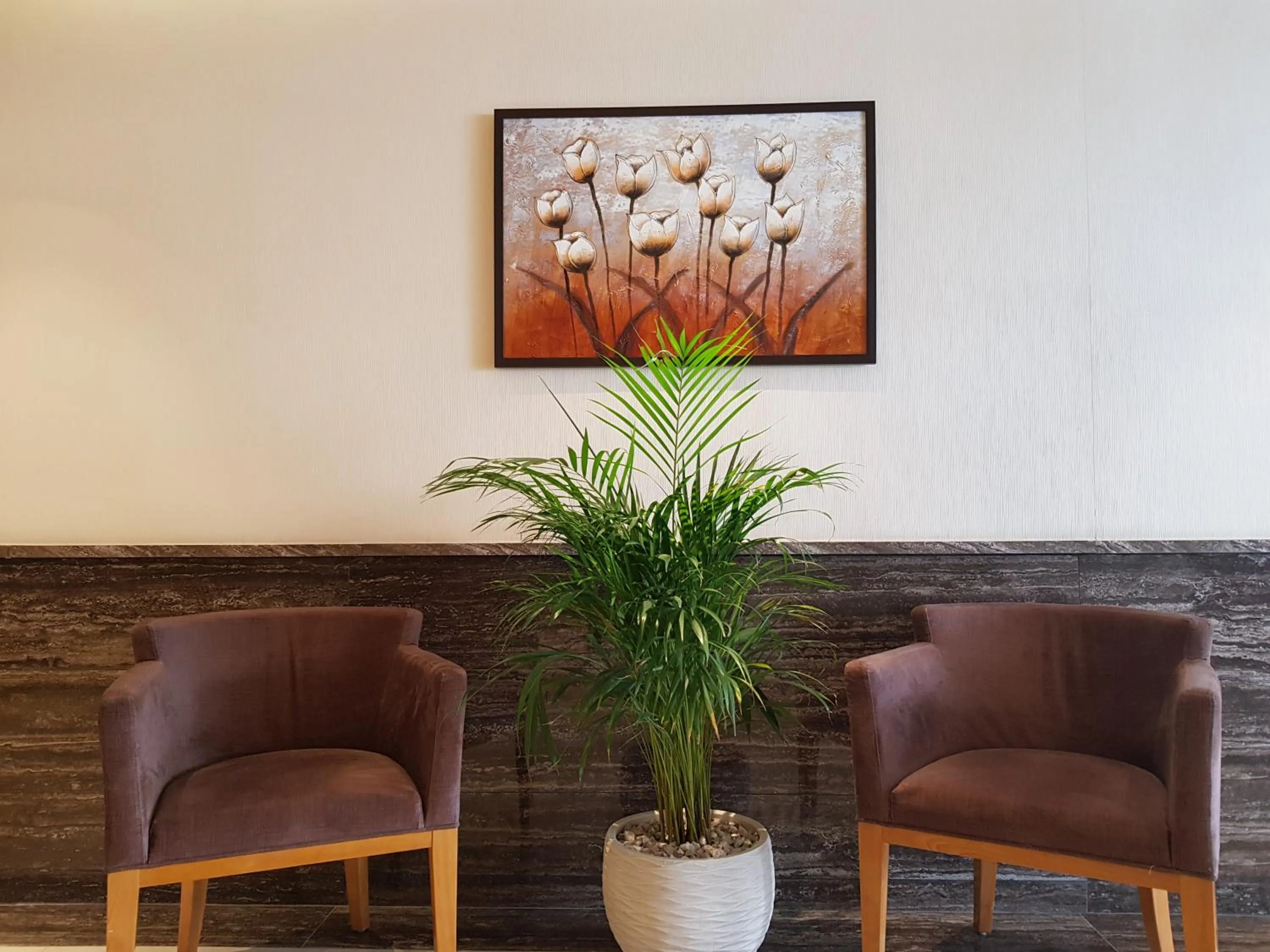 Seating area in Gloria Hotel Amman