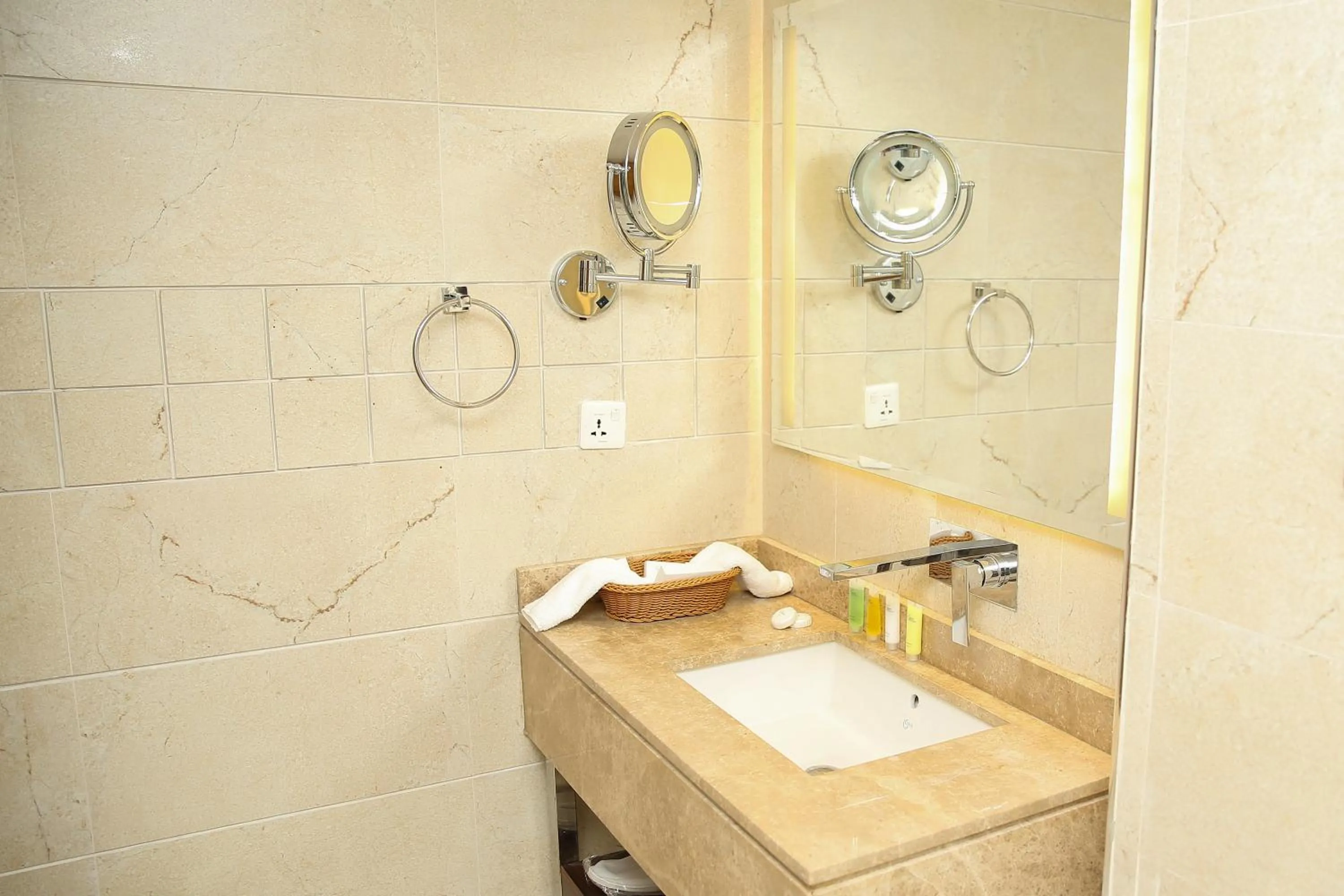 Bathroom in Gloria Hotel Amman