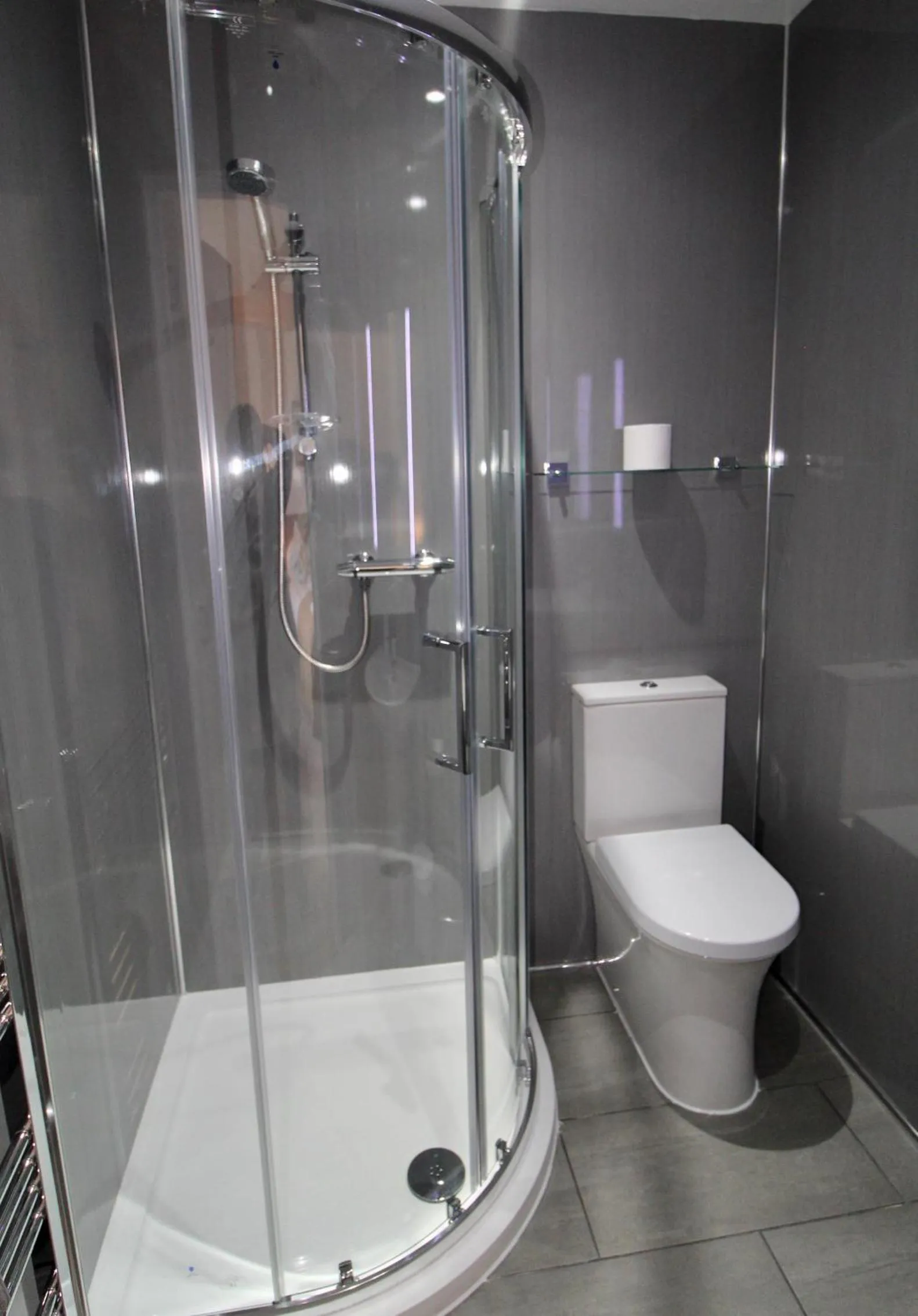 Bathroom in Dalriada