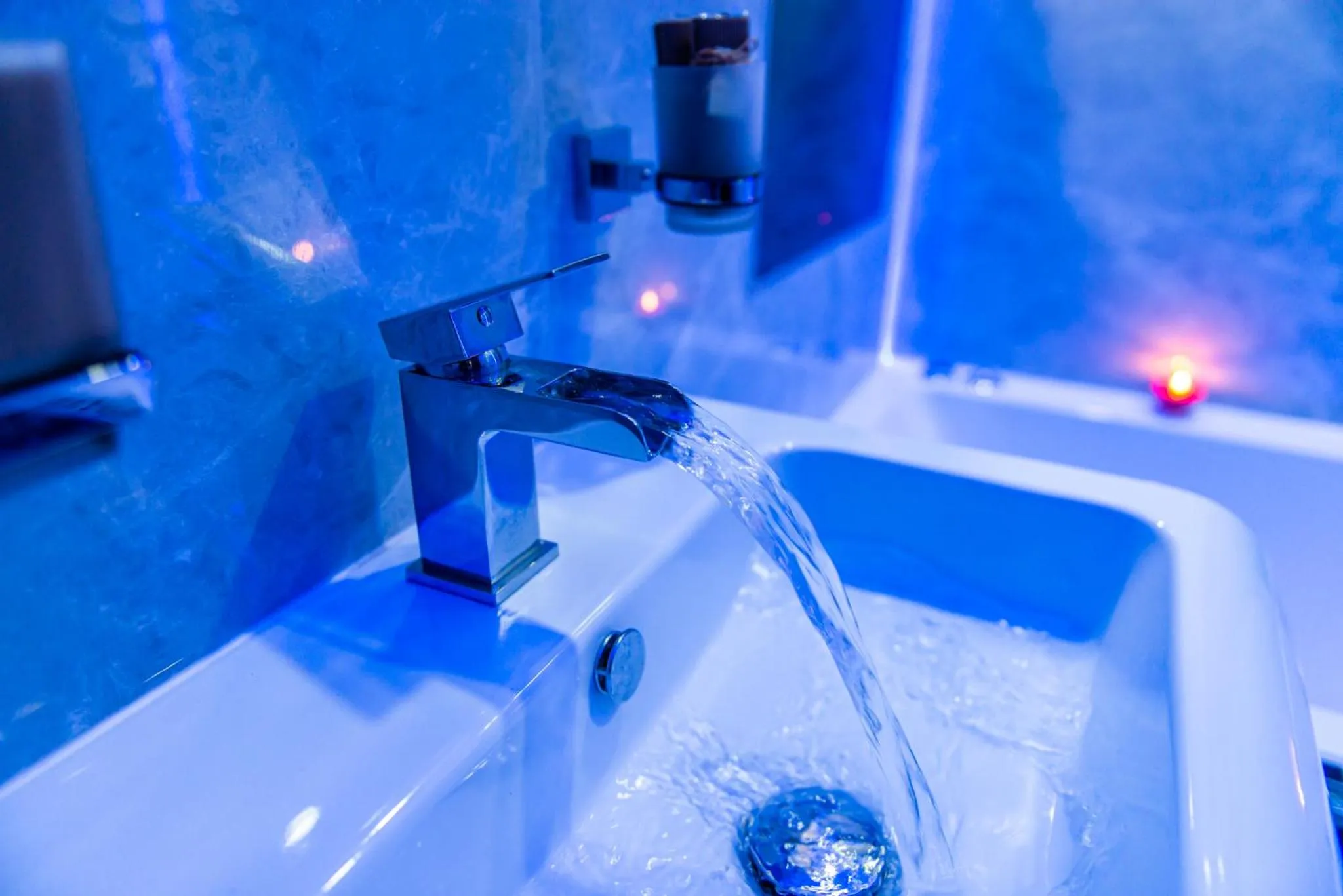 Bathroom in Aphrodite Suites