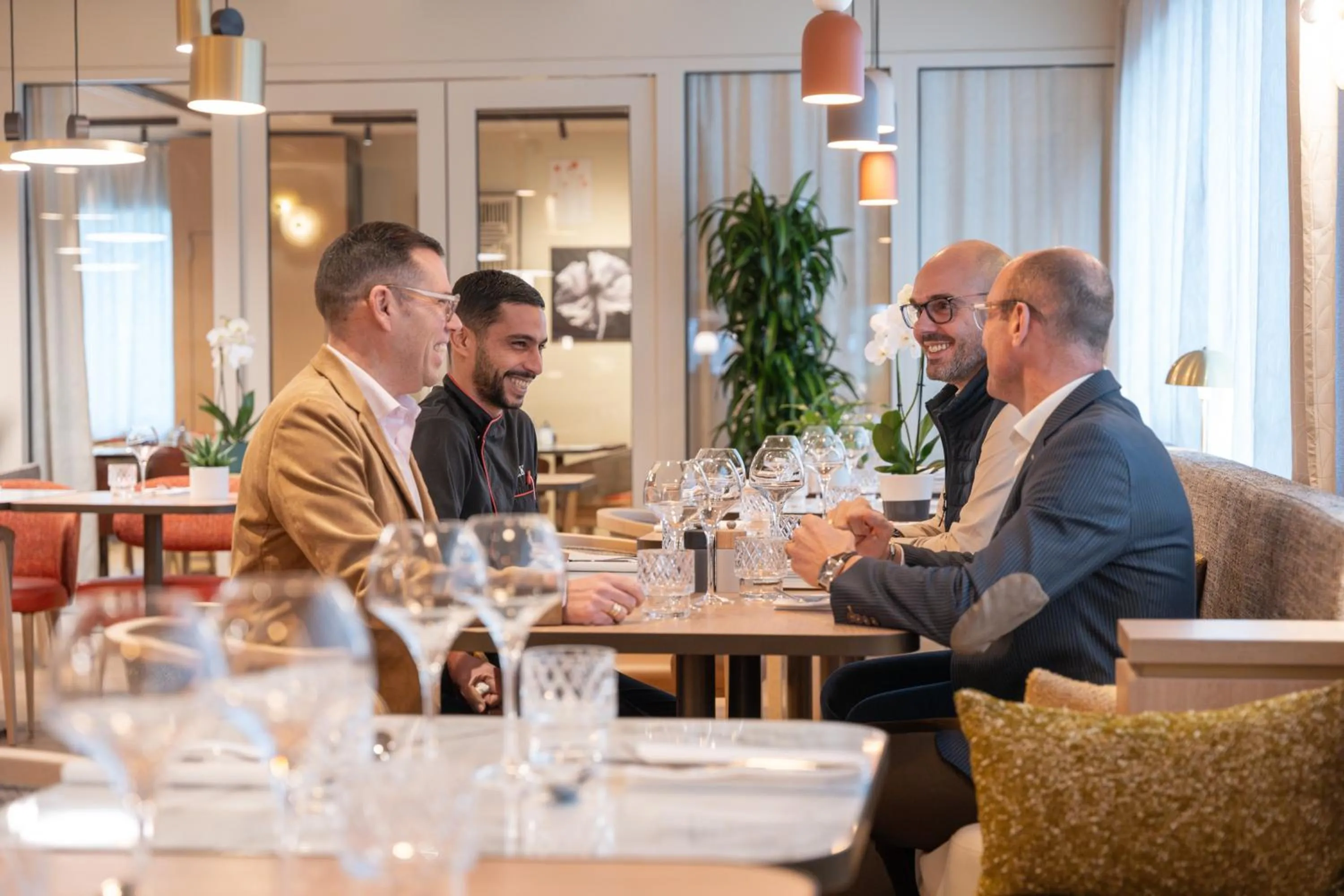 Restaurant/places to eat in Hotel Mercure Angers Lac De Maine