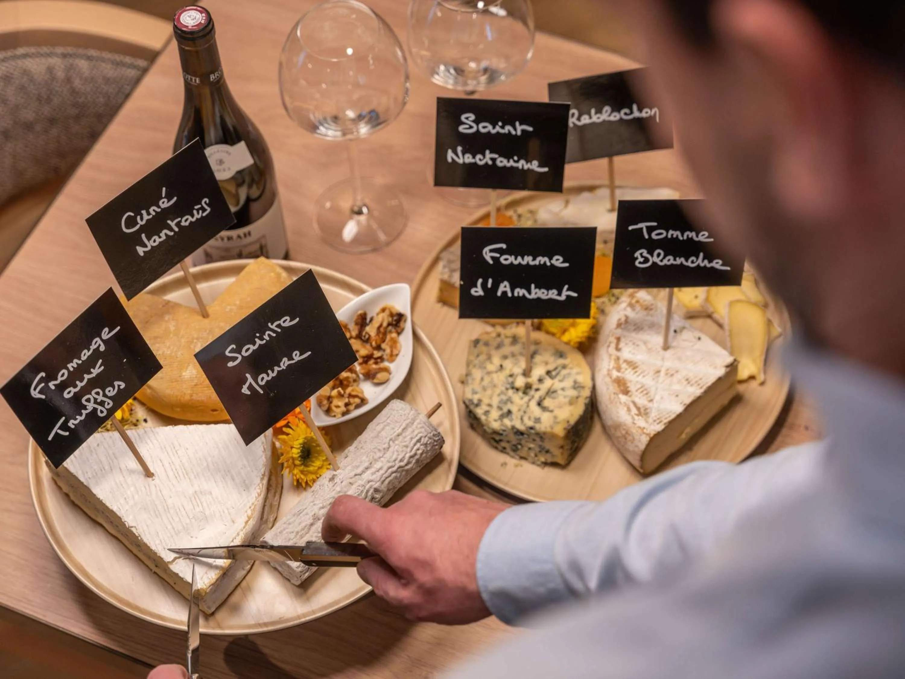 Restaurant/places to eat in Hotel Mercure Angers Lac De Maine