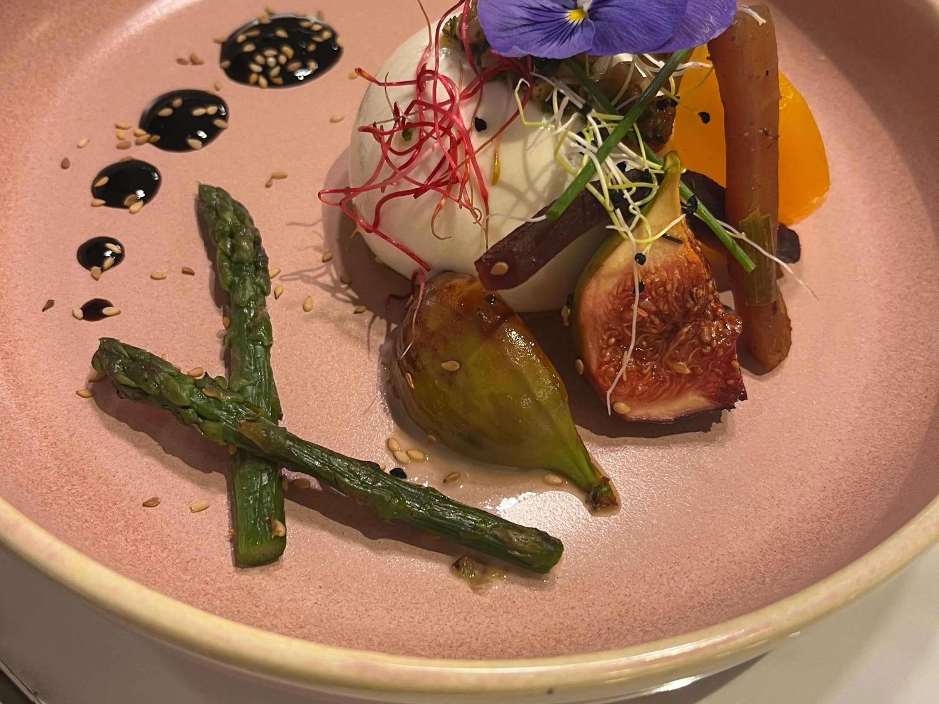 Restaurant/places to eat in Novotel Angers Lac de Maine