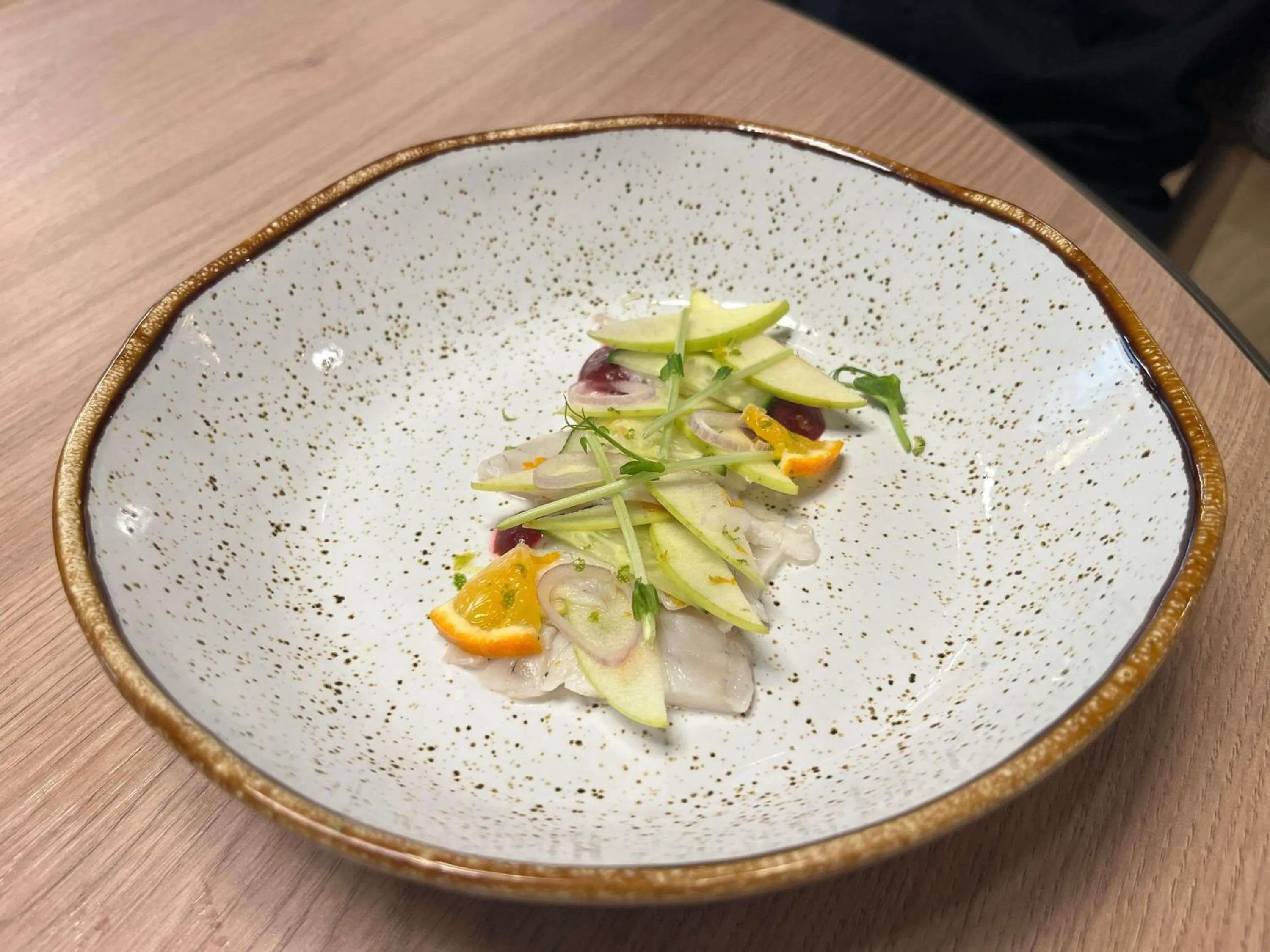 Restaurant/places to eat in Novotel Angers Lac de Maine