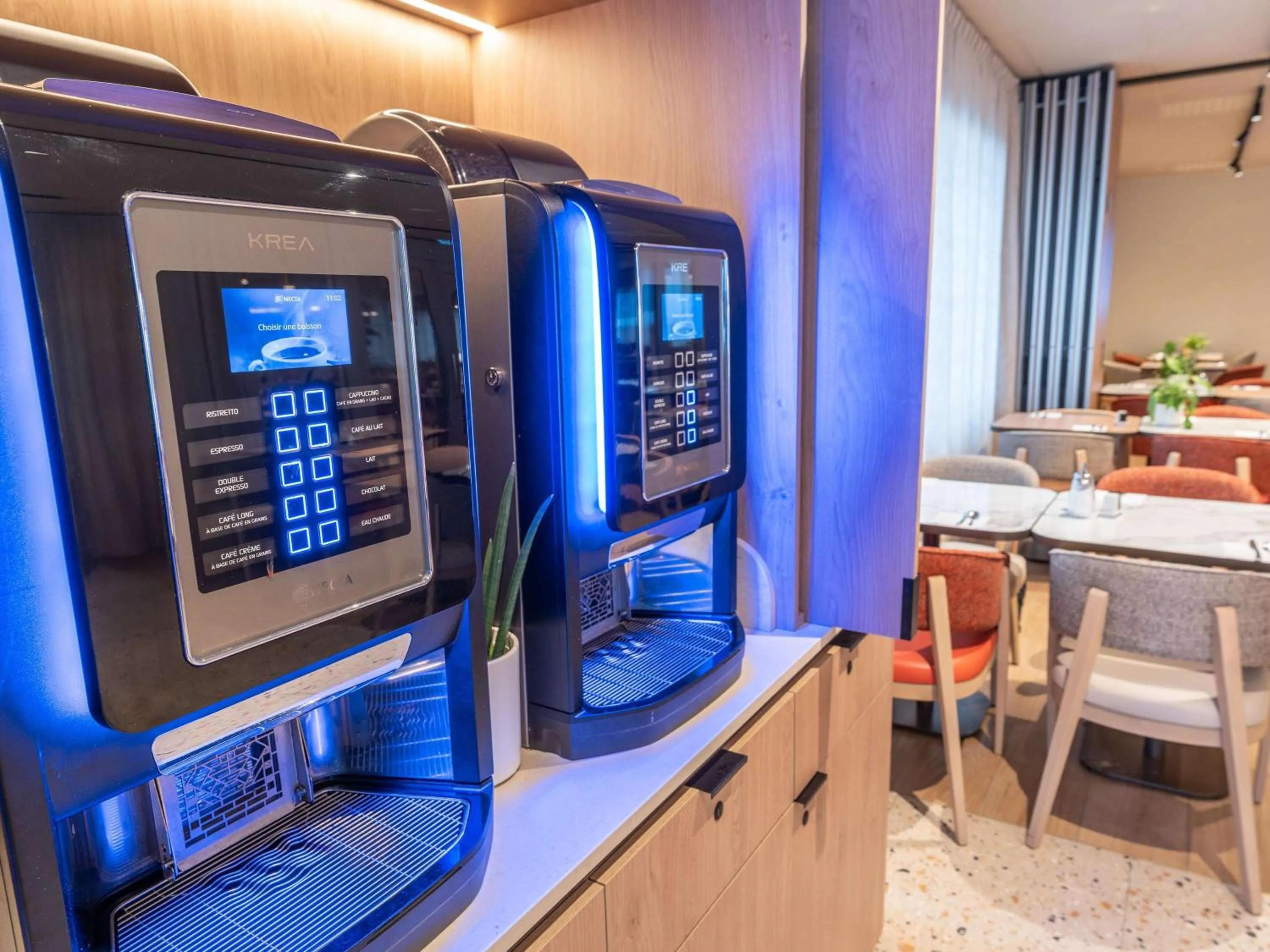 Breakfast in Hotel Mercure Angers Lac De Maine