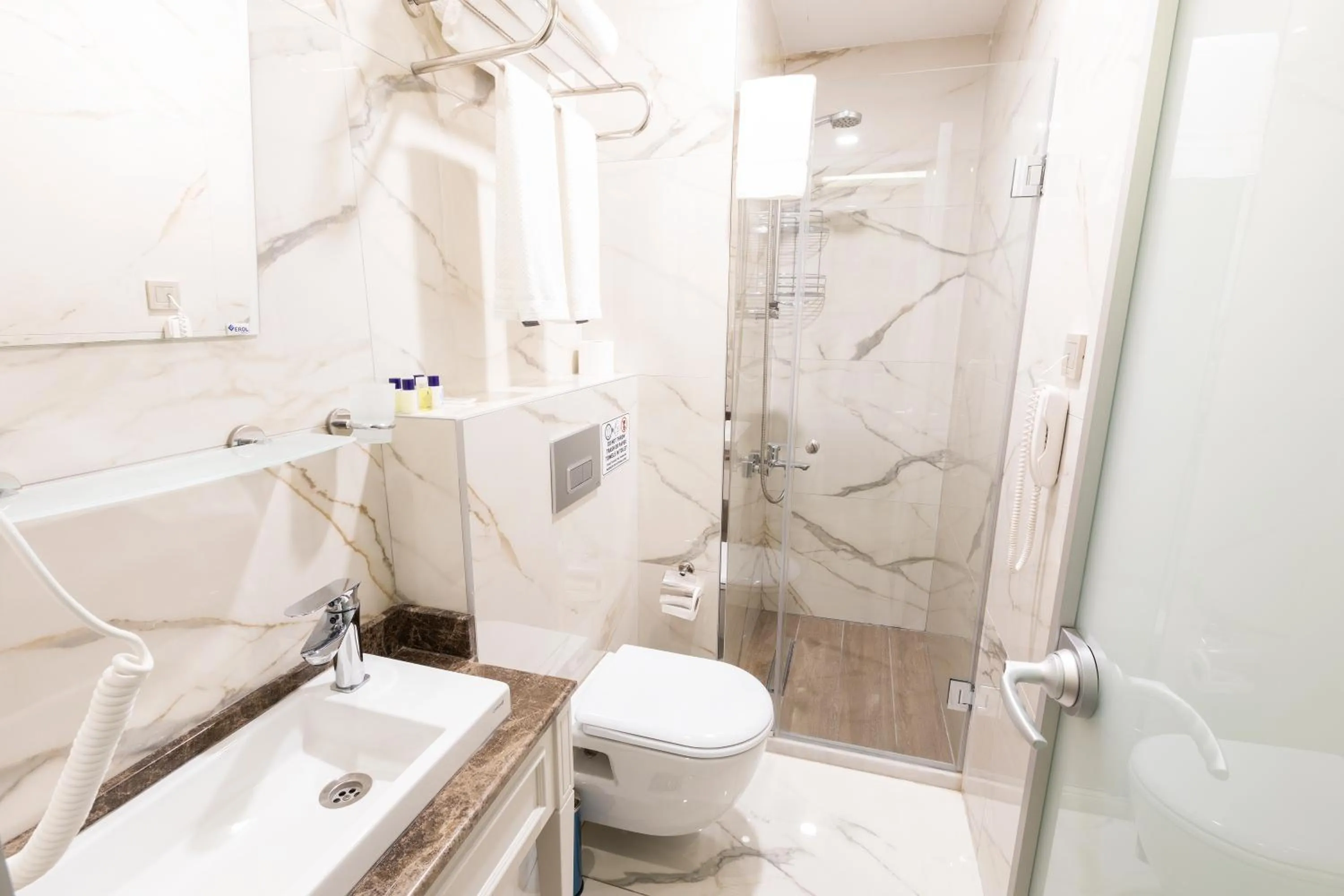 Bathroom in Villa Sweet Hotel