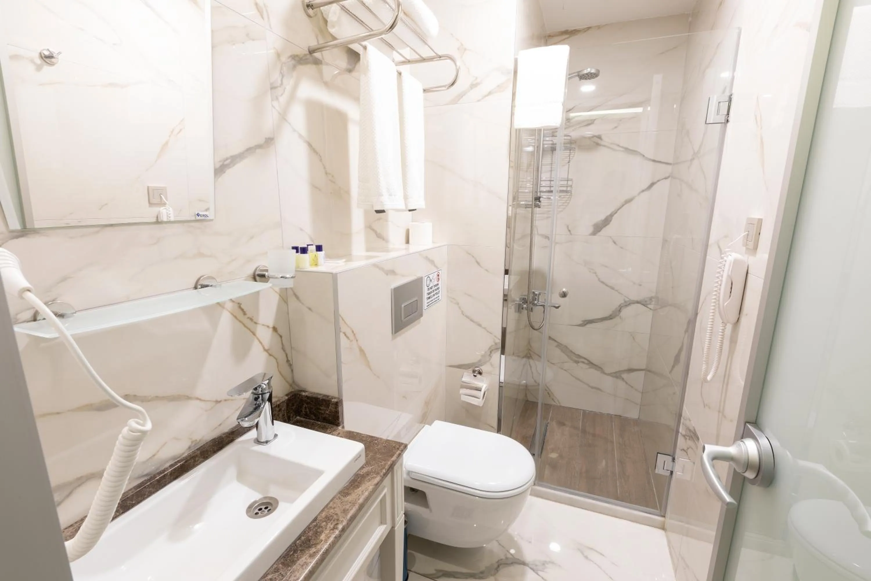 Bathroom in Villa Sweet Hotel