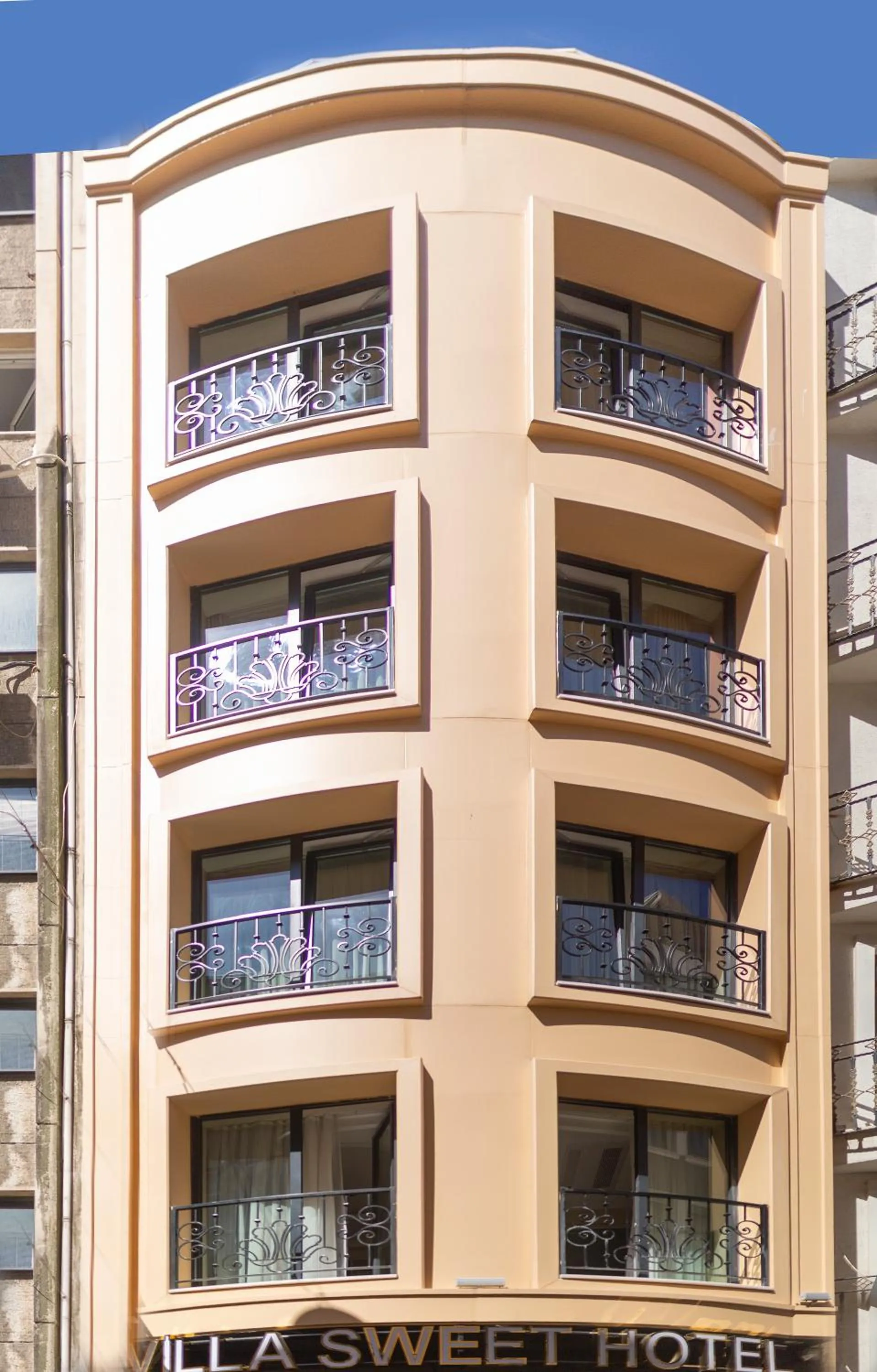 Property building in Villa Sweet Hotel