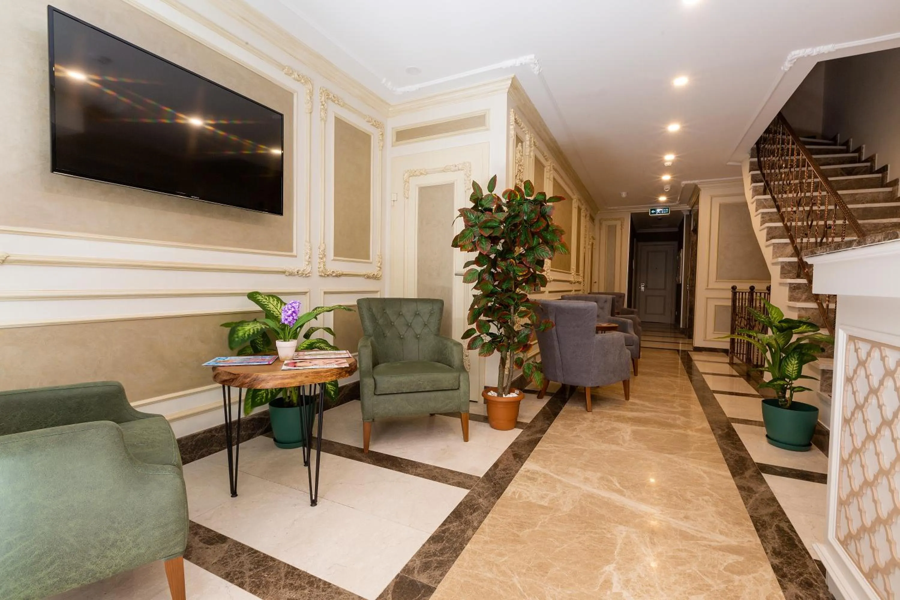 TV and multimedia in Villa Sweet Hotel