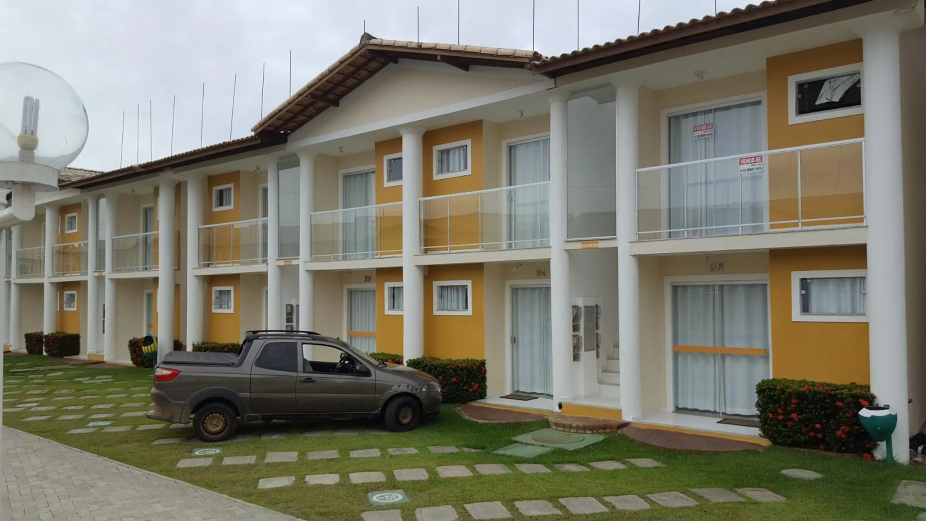 Condomínio Mar da Galiléia - Apto 27