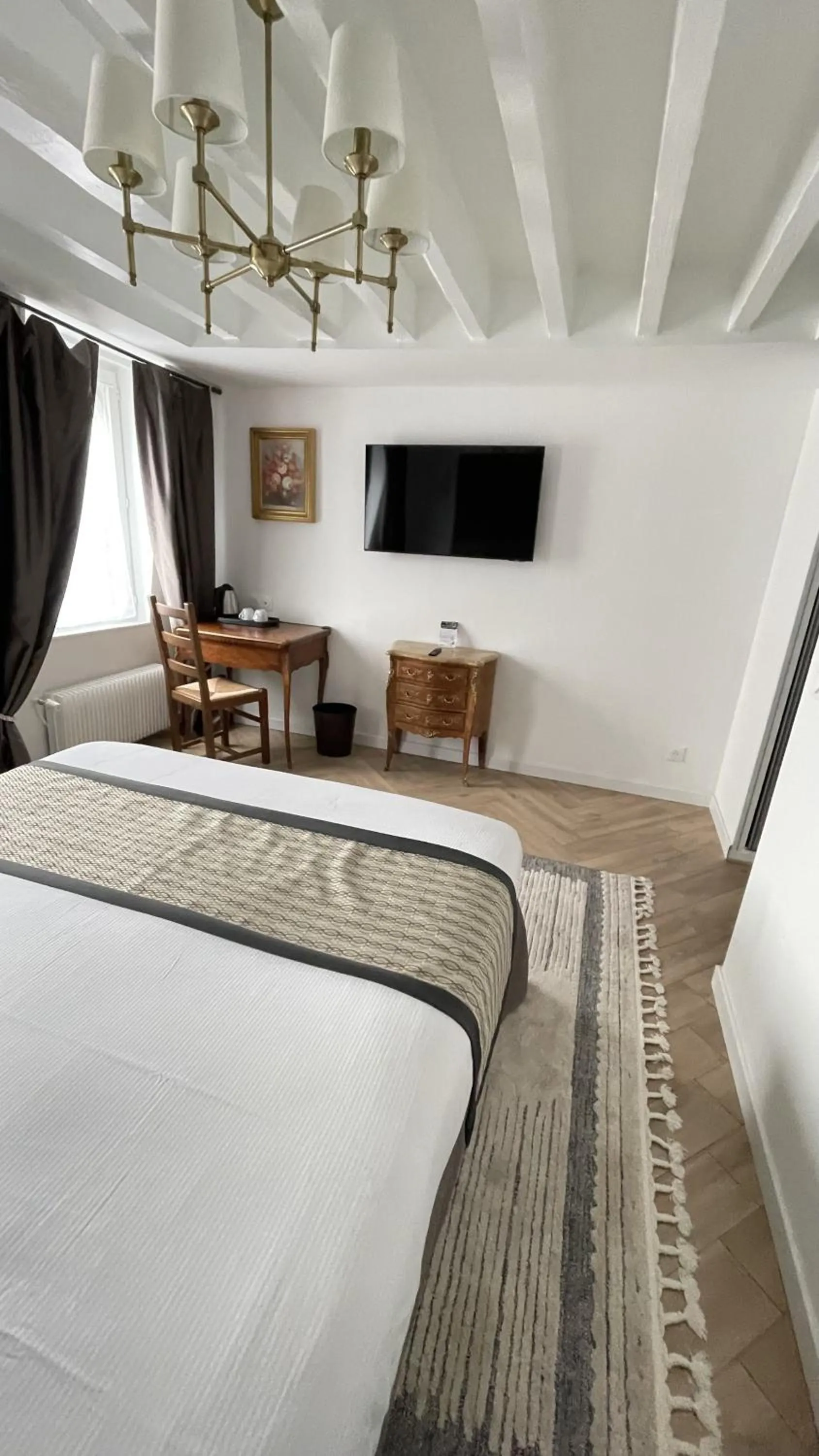 Bedroom, Bed in Hotel Dandy Rouen centre