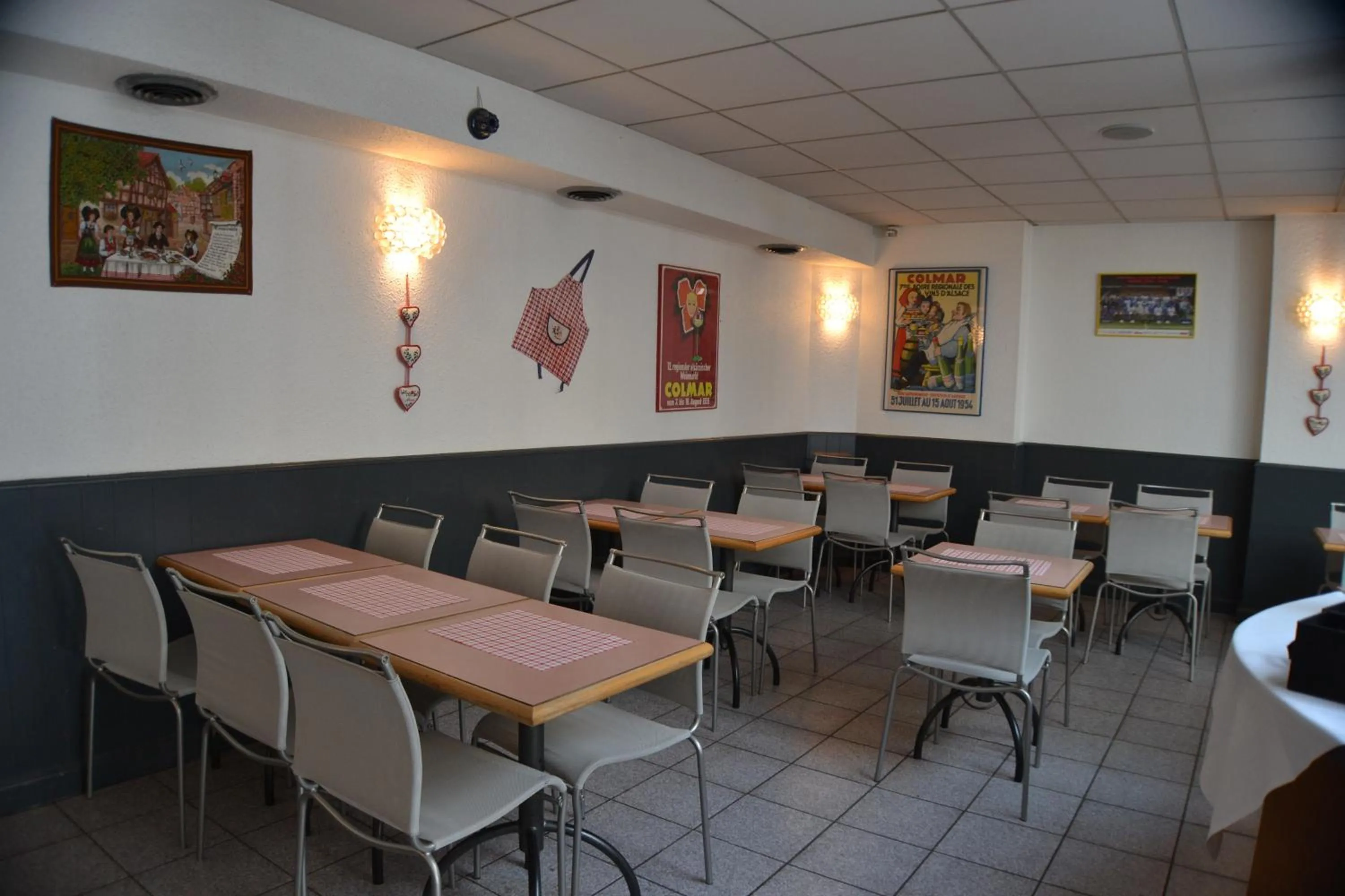 Restaurant/places to eat in Hotel Primo Colmar Centre