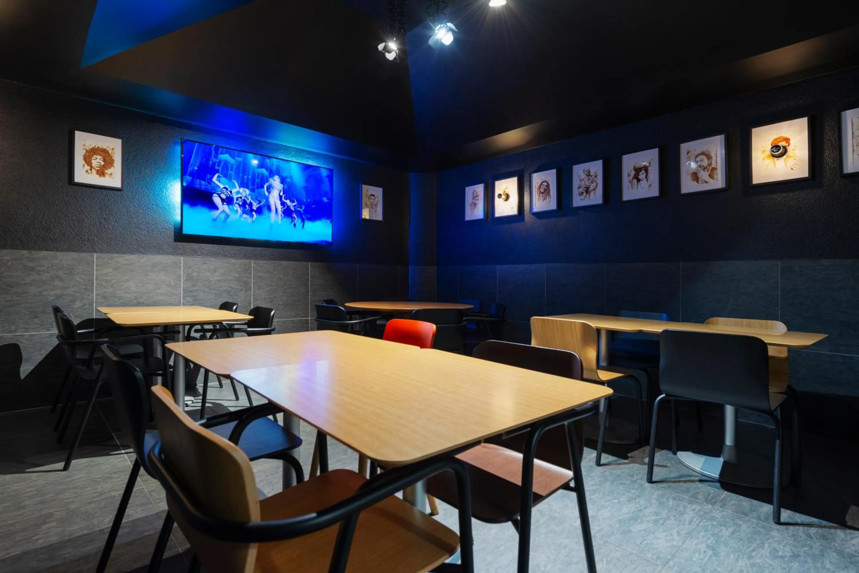 Breakfast in ibis Styles Nancy Centre Gare