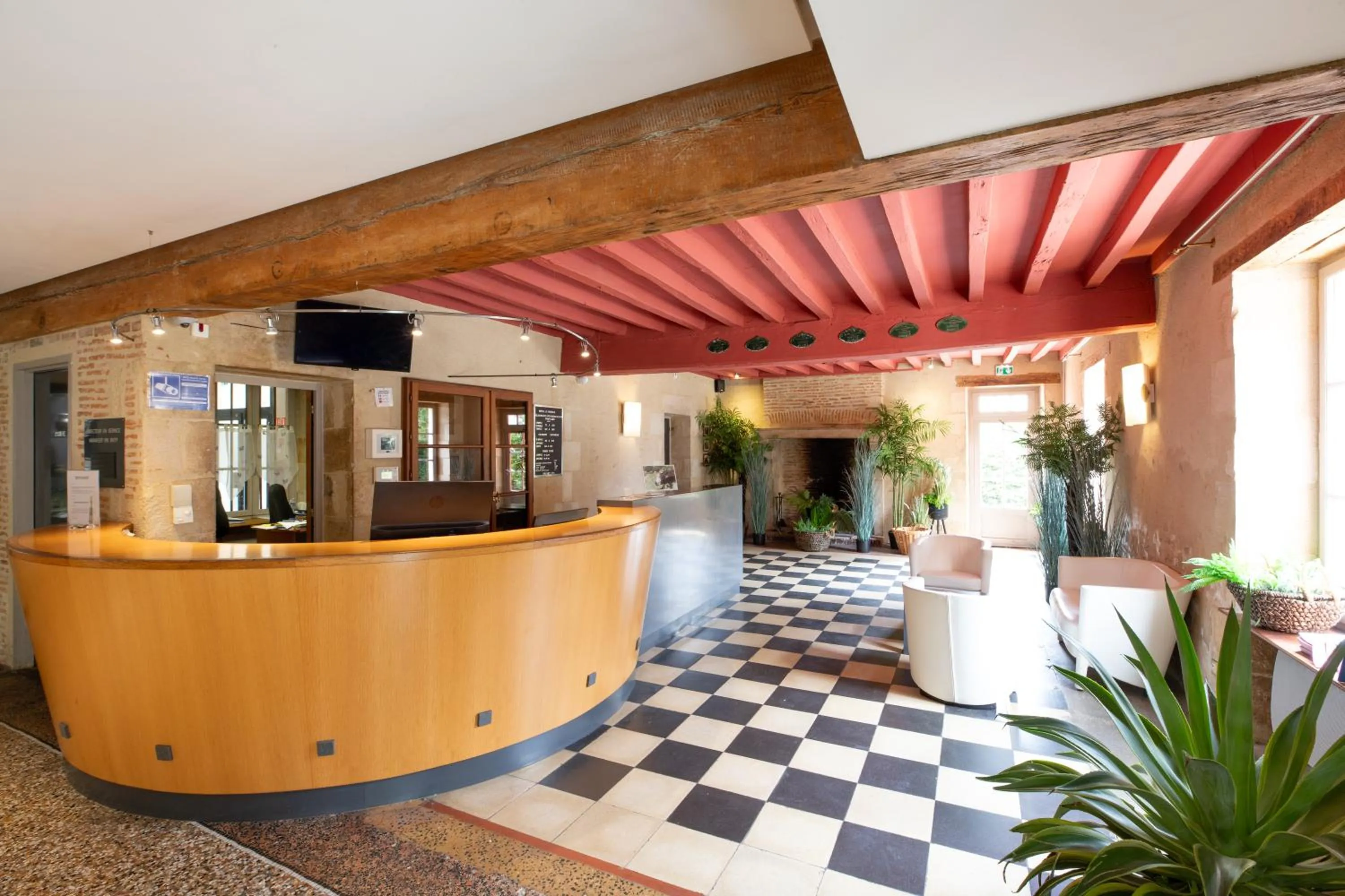 Lobby or reception in Hotel Le Paddock