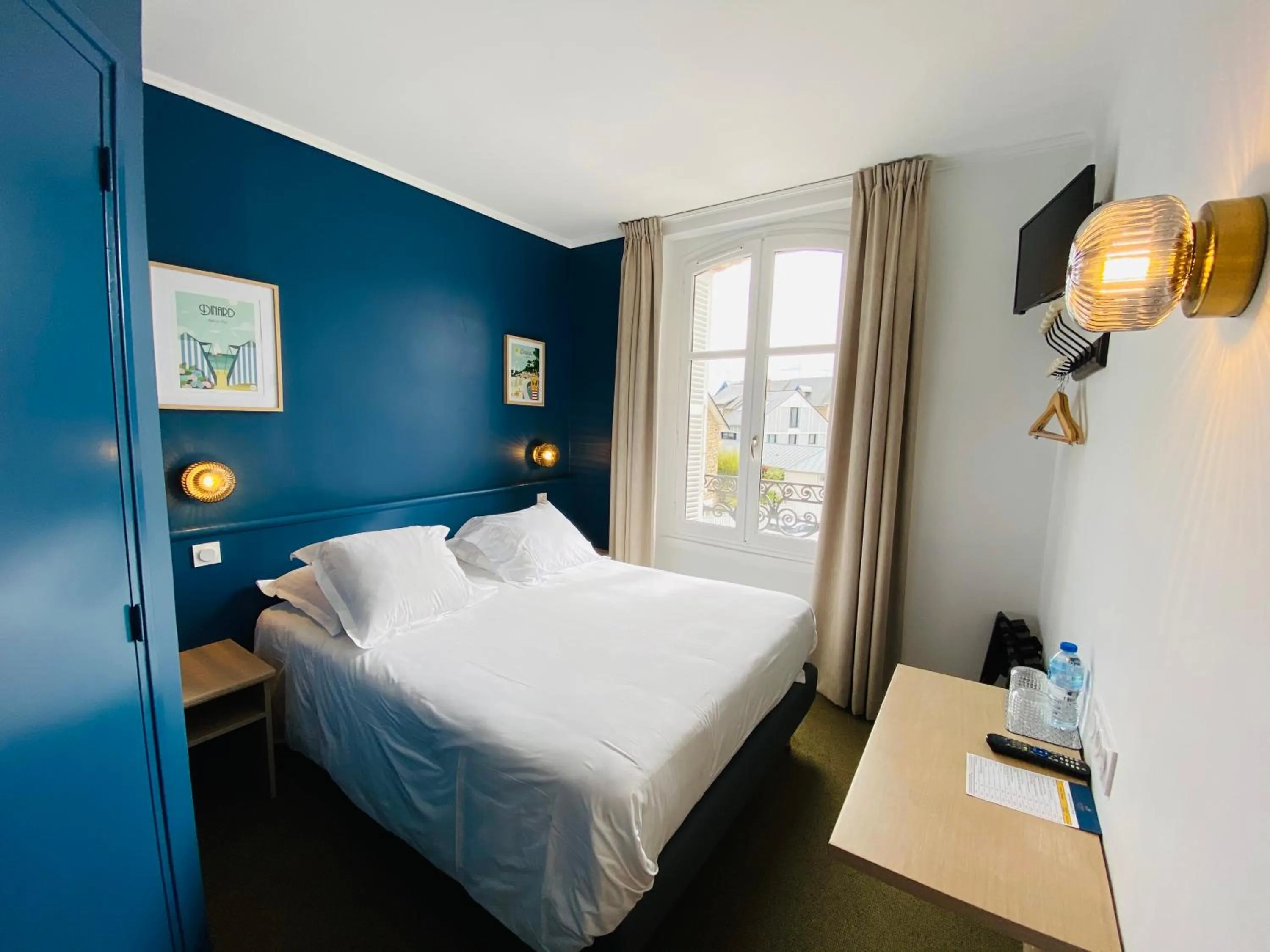 Bedroom, Bed in Hotel du Parc