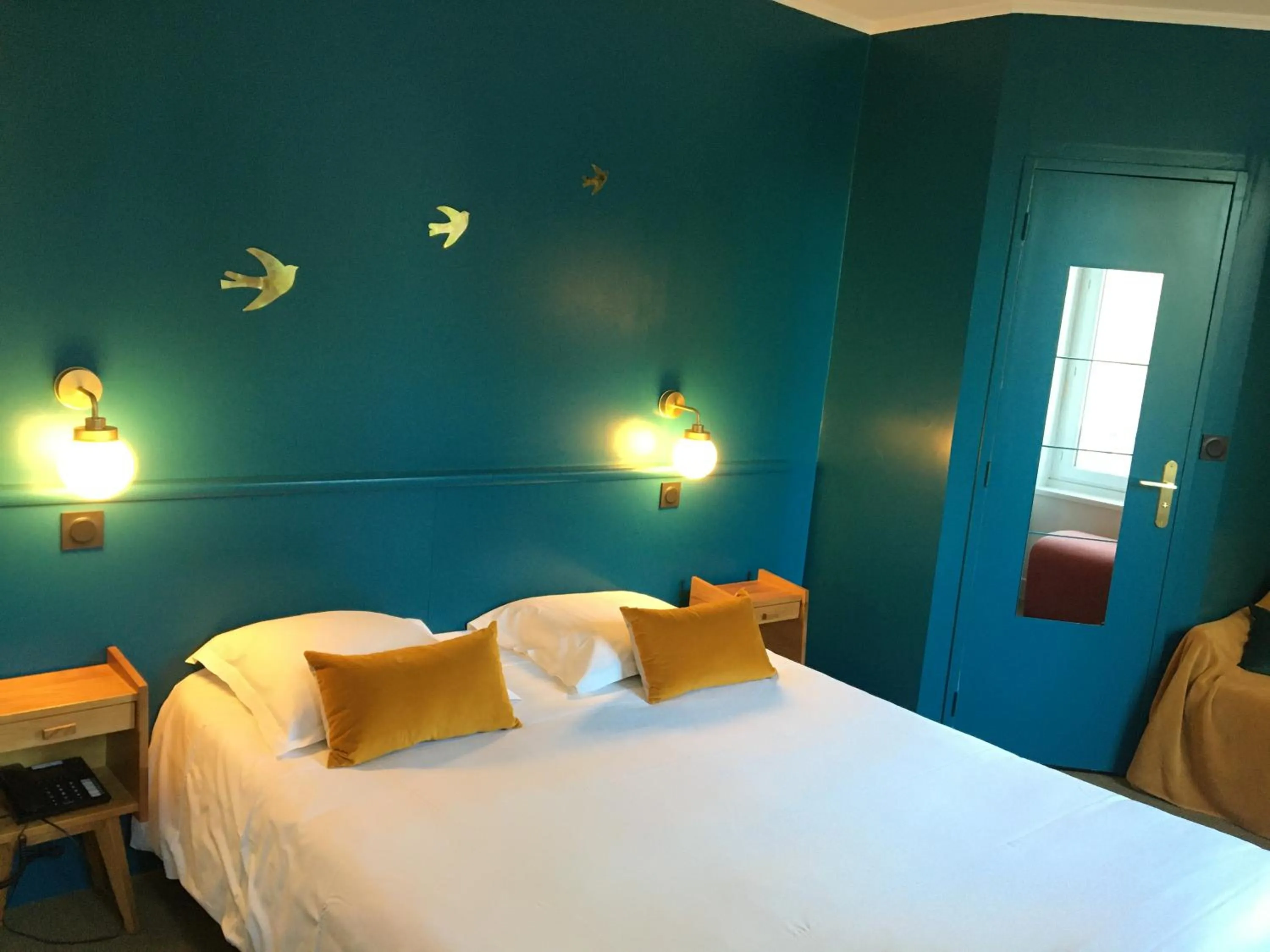 Bed in Hotel du Parc