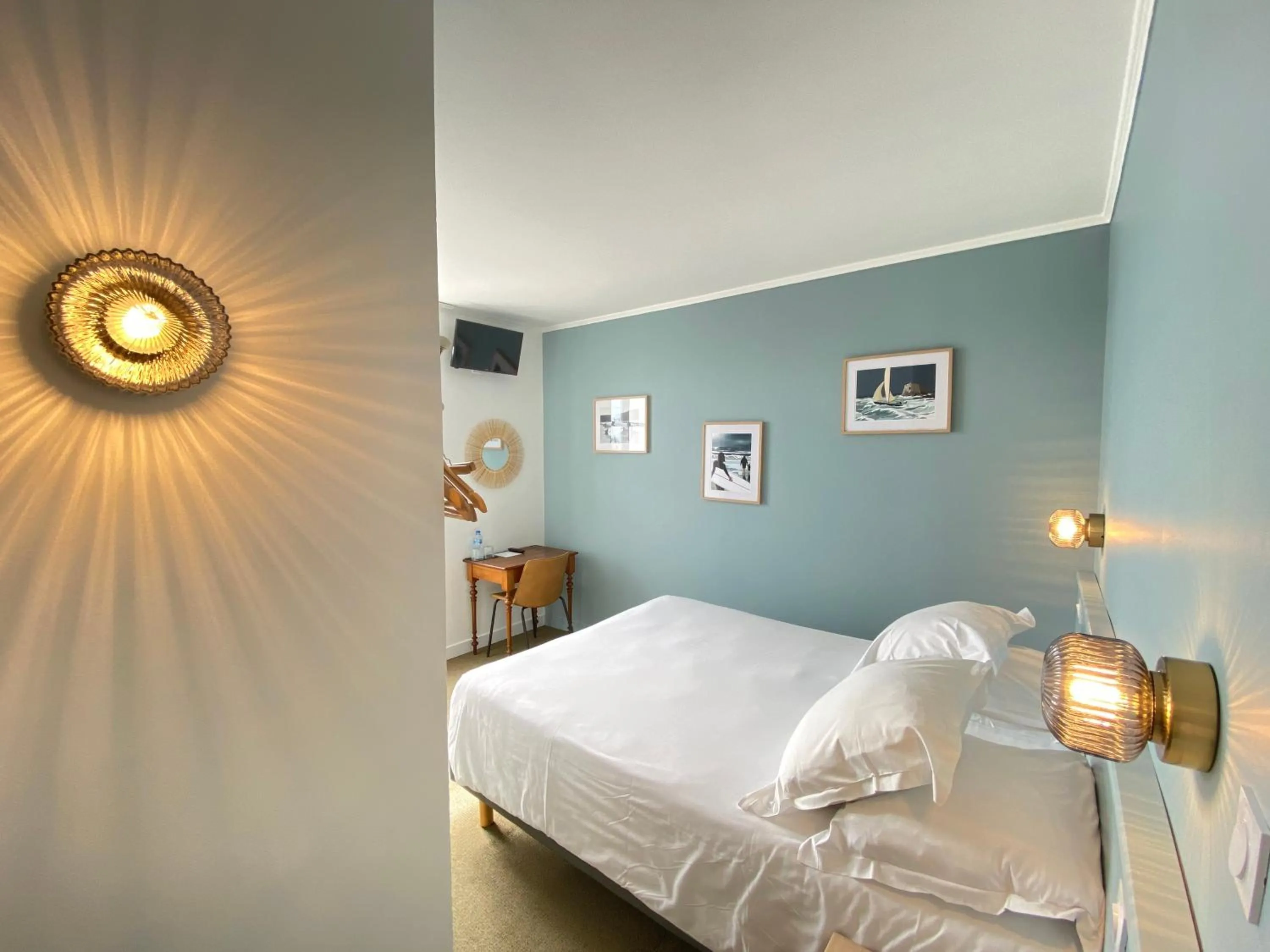 Bedroom, Bed in Hotel du Parc