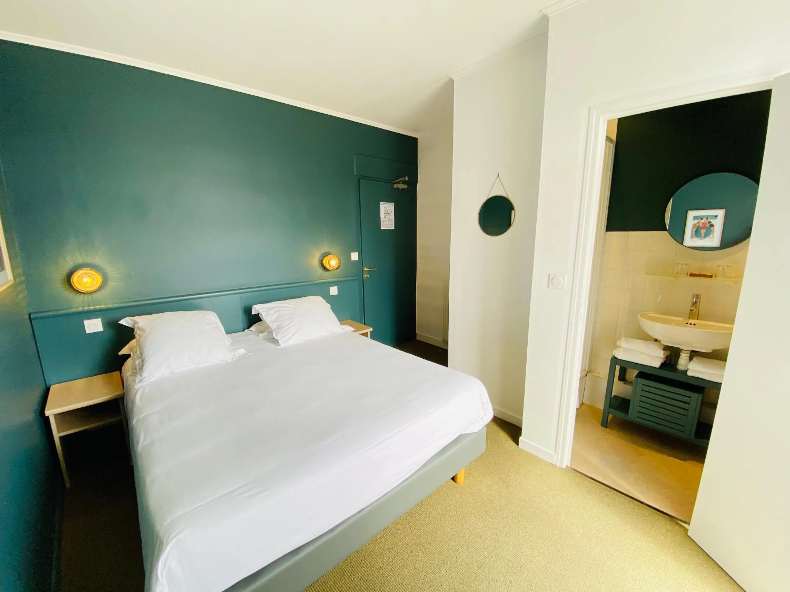 Bedroom, Bed in Hotel du Parc