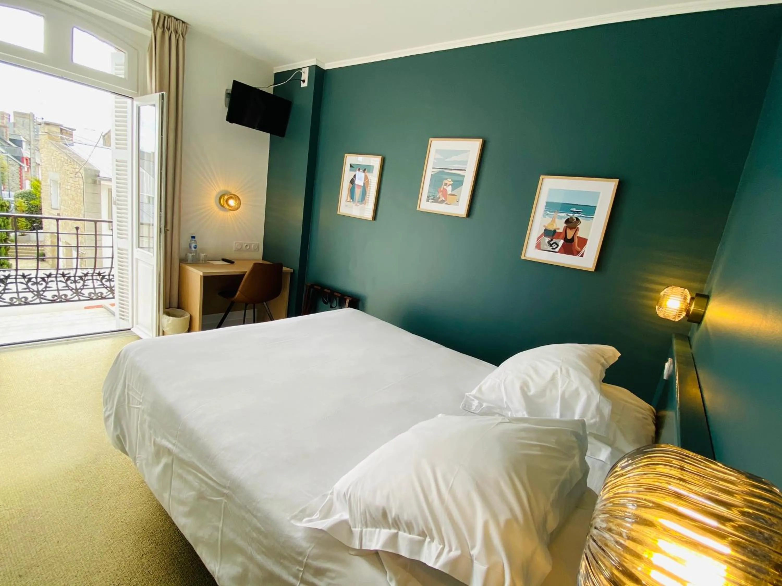 Bedroom, Bed in Hotel du Parc