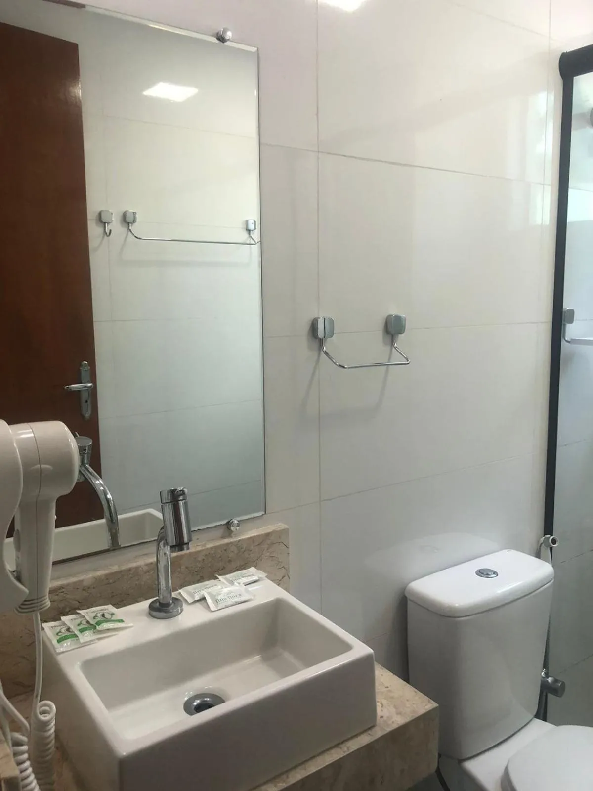 Shower in Goiana Palace Hotel - Fácil Acesso a Fábrica da JEEP, KLABIN, HEMOBRÁS, VIVIX